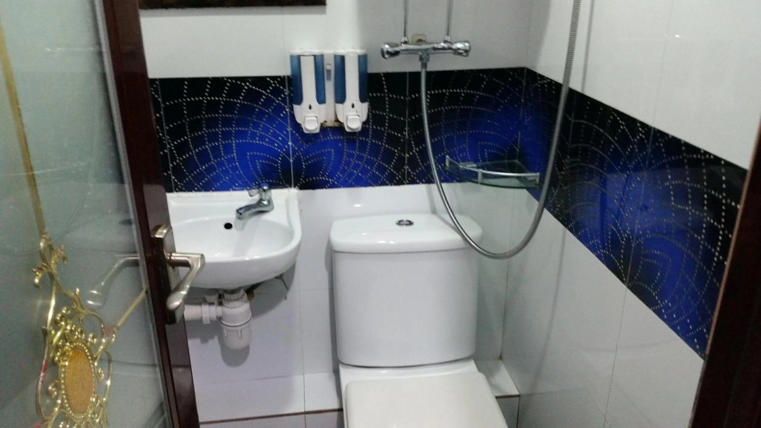 Bathroom in Castle Inn