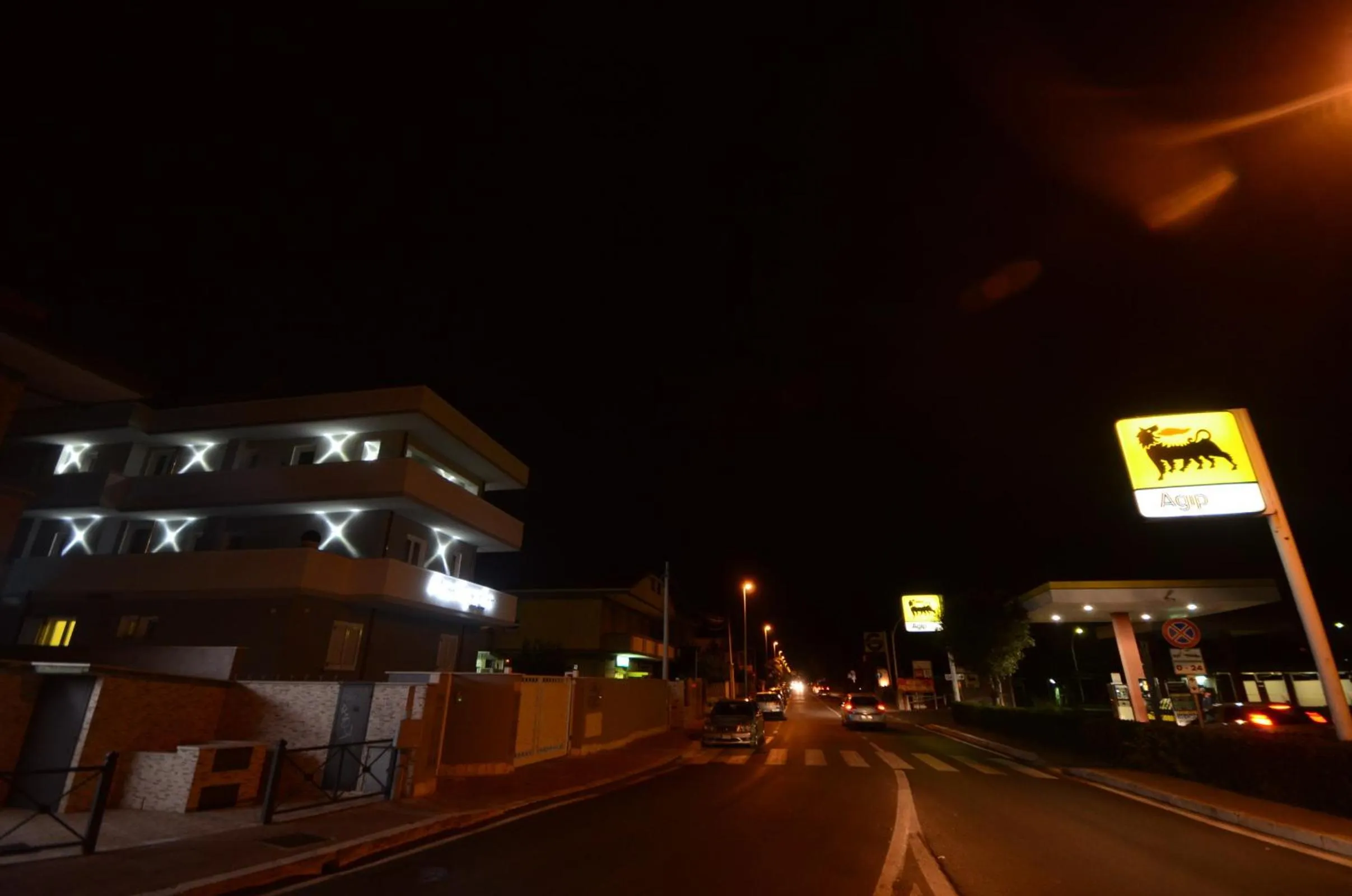 Property building in Rome Airport Inn