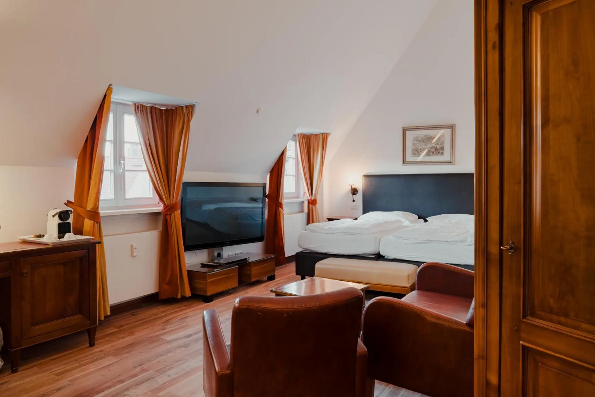 Property building, Bed in Hotel & Gasthaus Backmulde