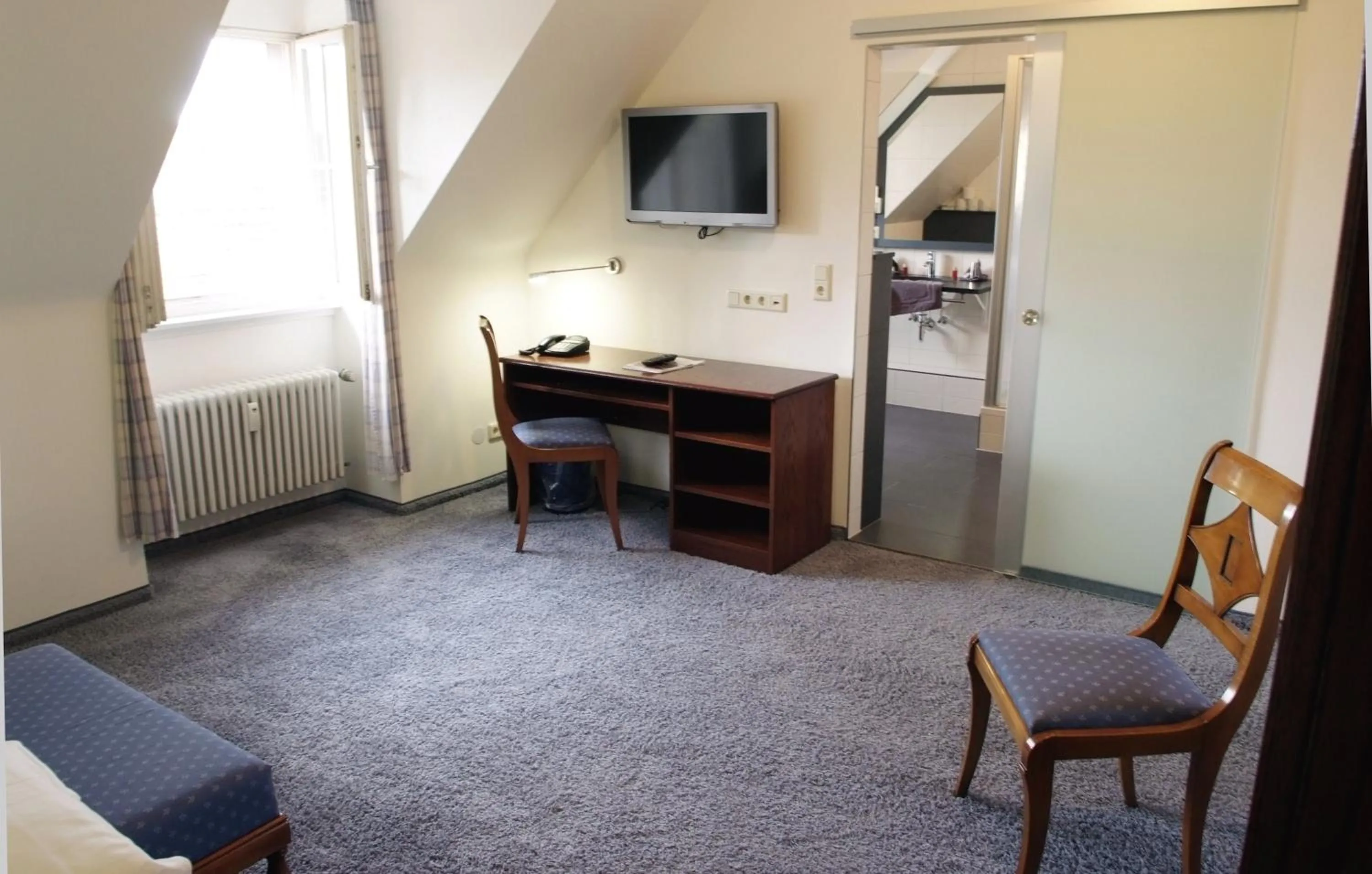 Photo of the whole room, Bed in Hotel & Gasthaus Backmulde