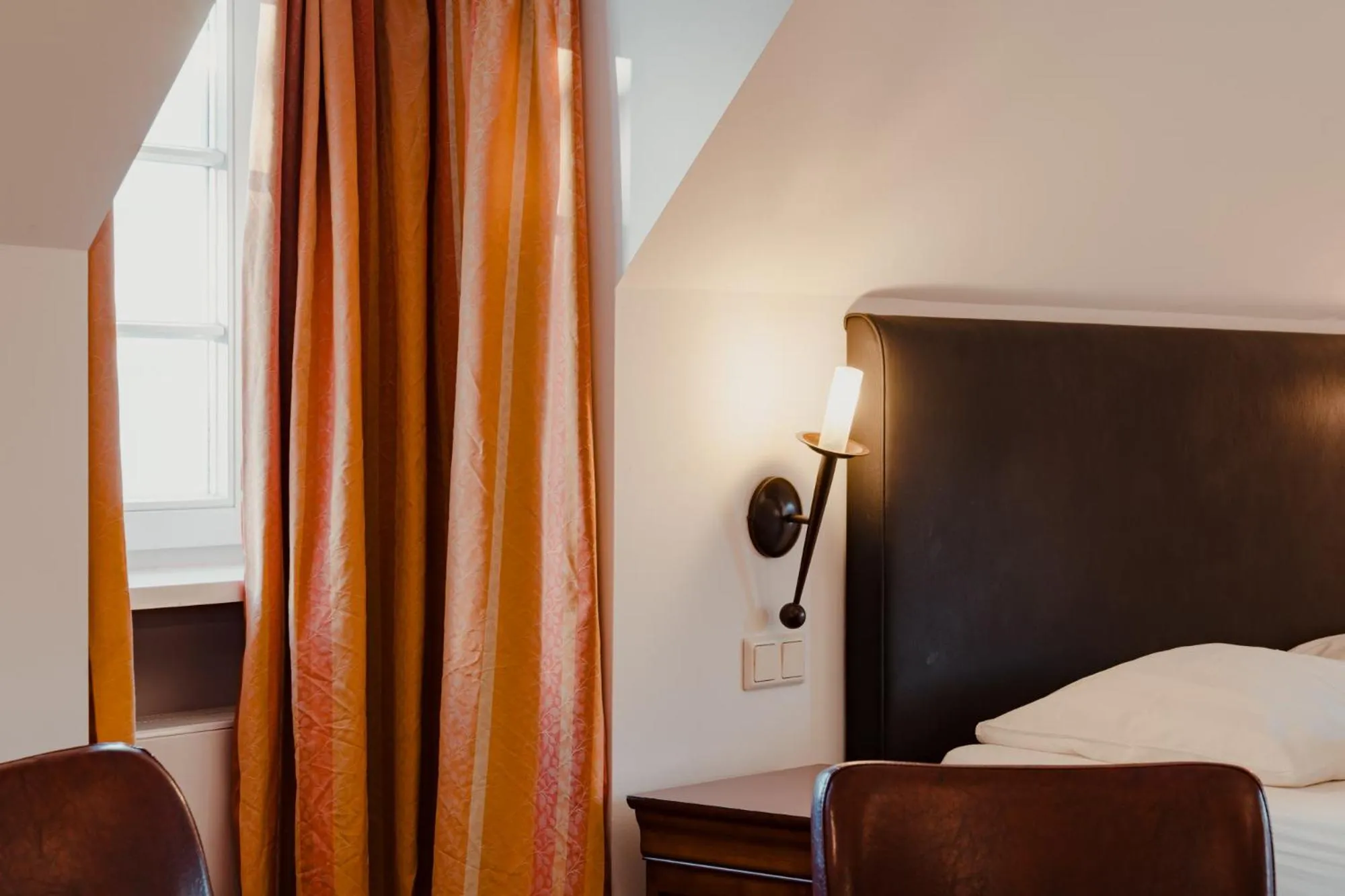 Property building, Bed in Hotel & Gasthaus Backmulde