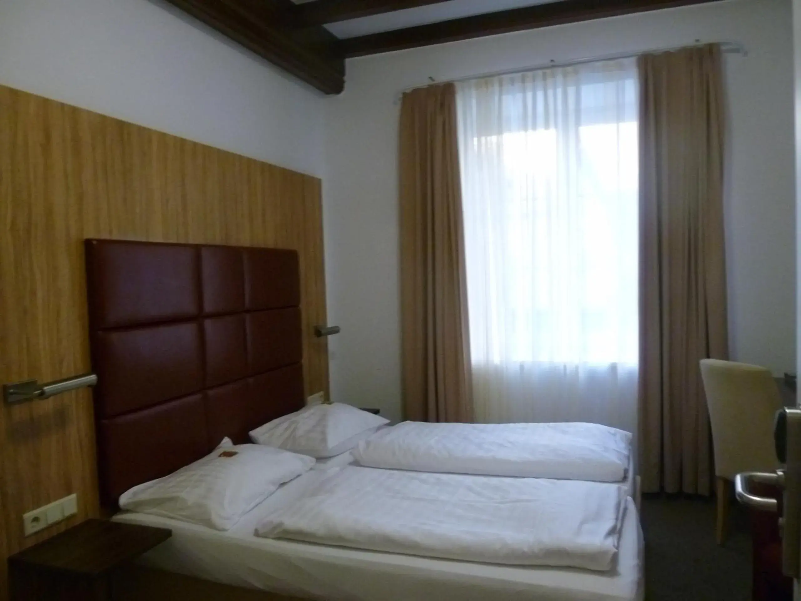 Small Double Room in Hotel & Gasthaus Backmulde Small Double Room in Hotel & Gasthaus Backmulde
