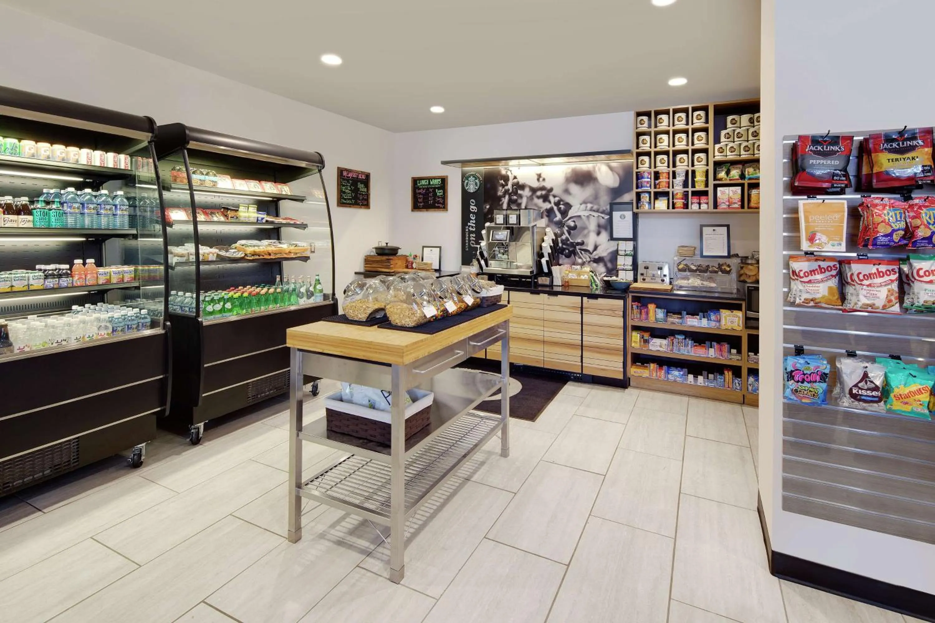 Restaurant/places to eat in Highline Vail - a DoubleTree by Hilton