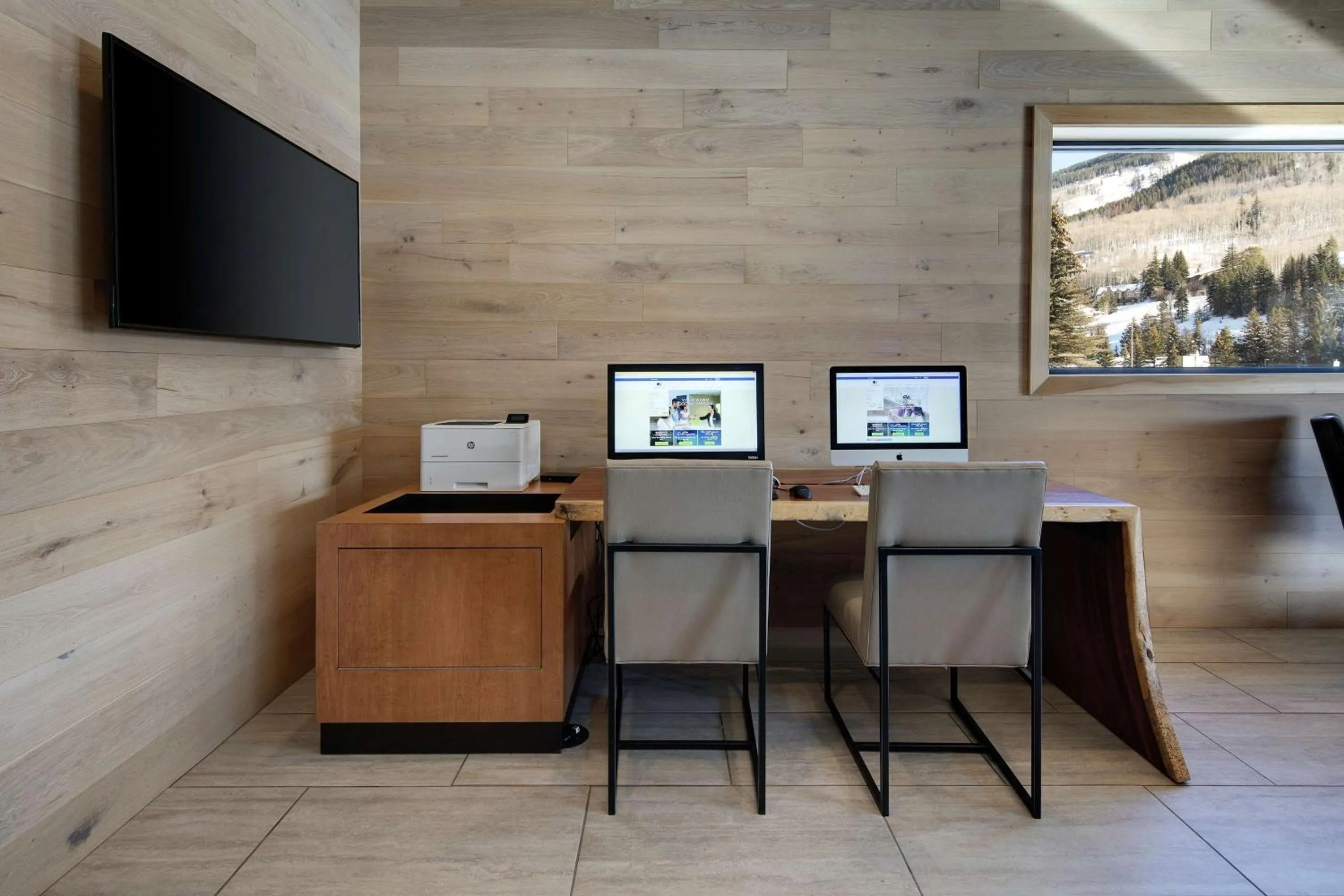 Business facilities in Highline Vail - a DoubleTree by Hilton