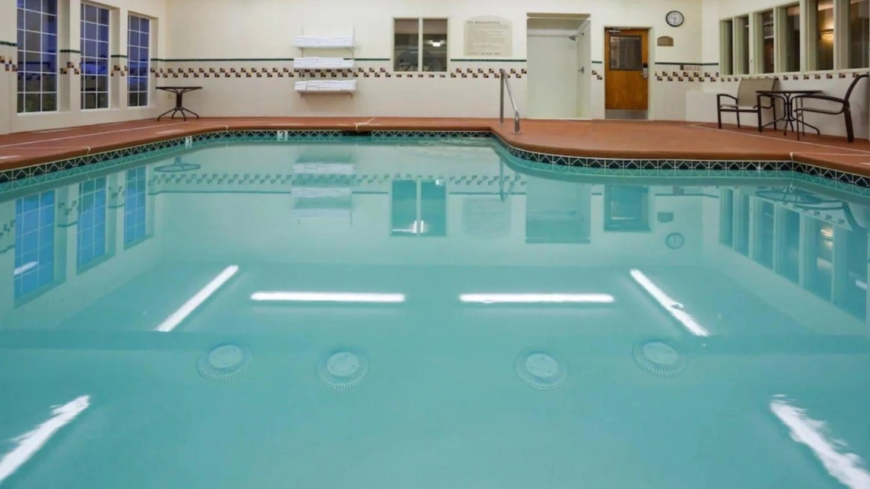 Swimming pool in Wyndham Garden Anchorage Airport