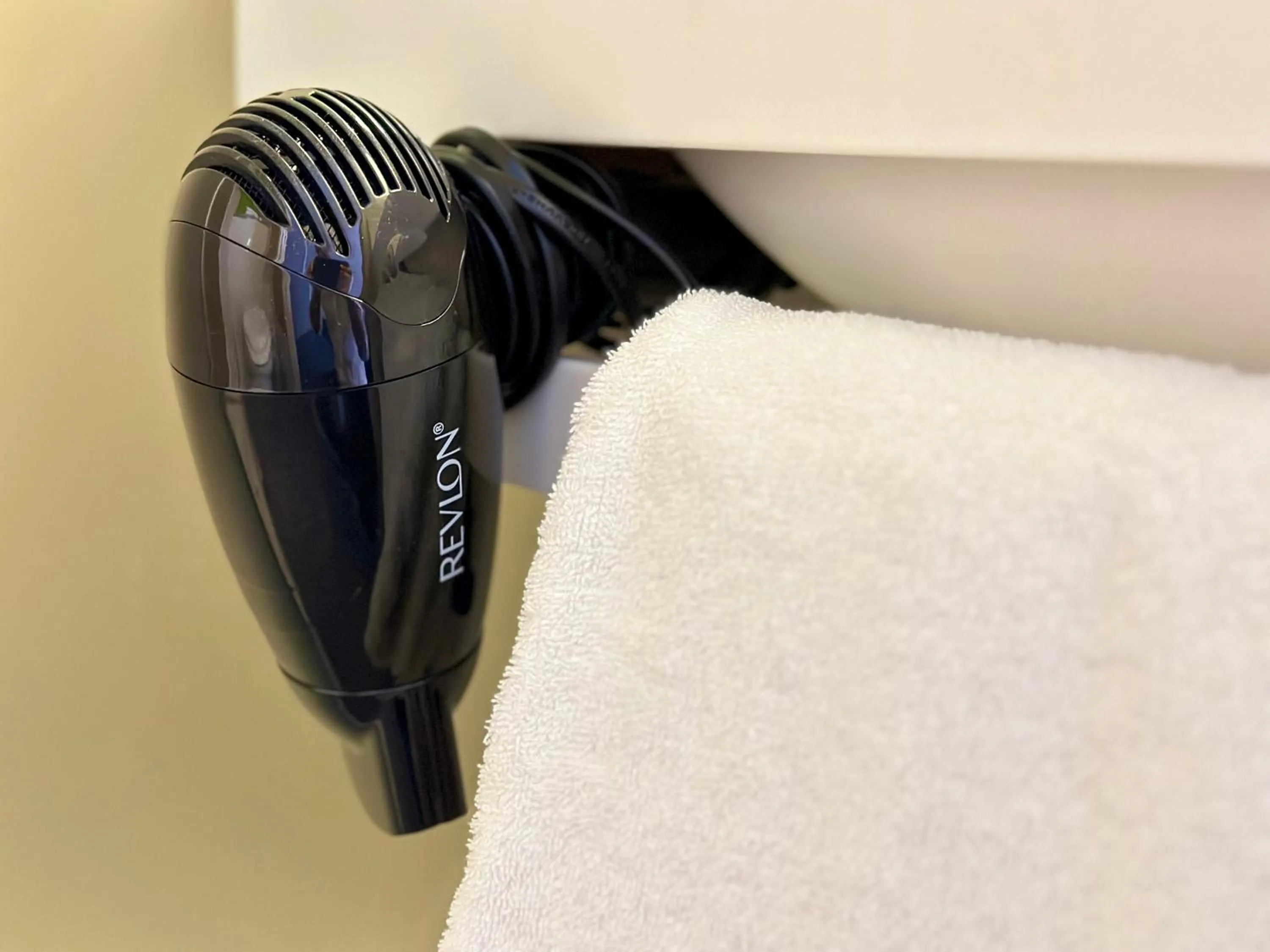 Bathroom in B&B HOTEL Metz Est Technopole Pôle Santé