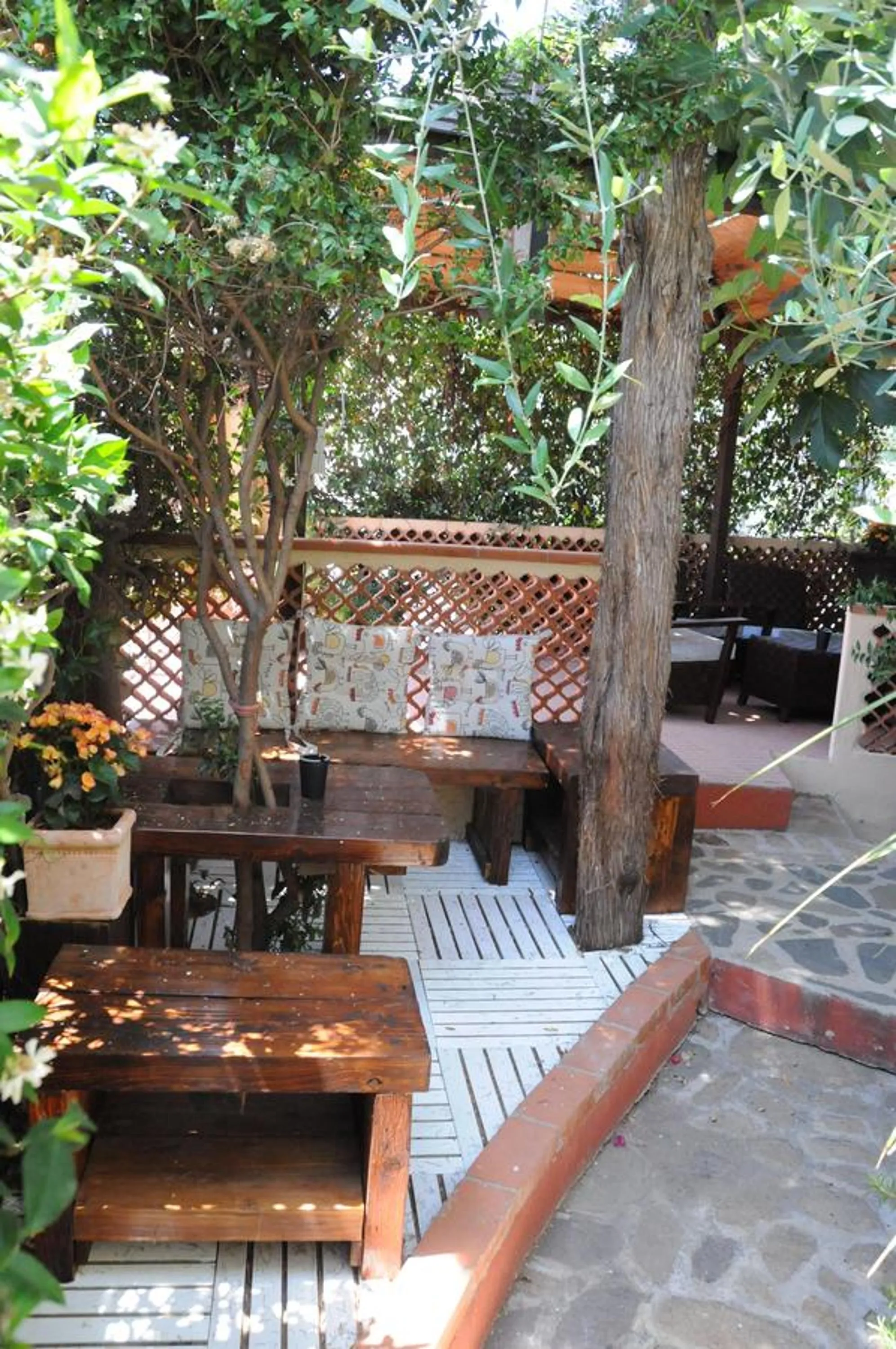 Garden in B&B Casa Derosas