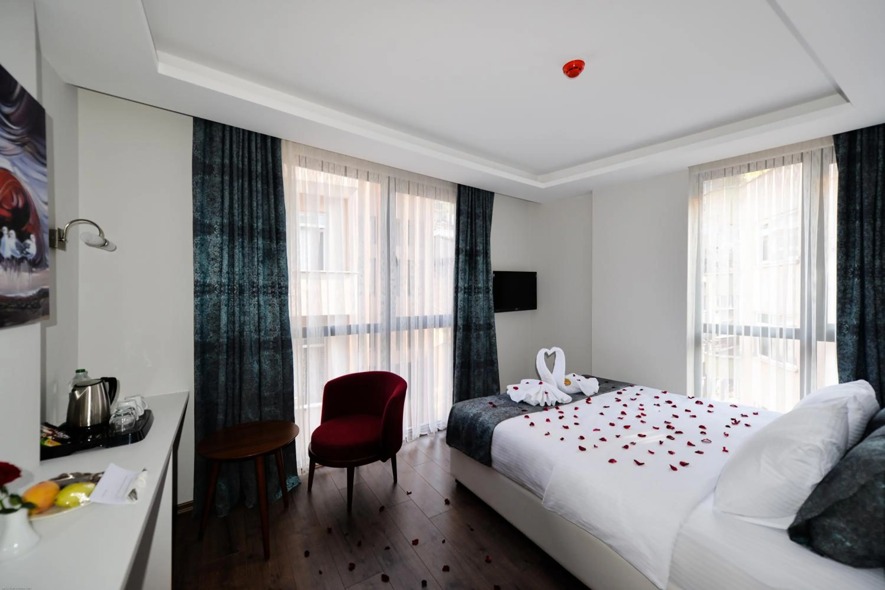 Bed in Zeytindali Hotel