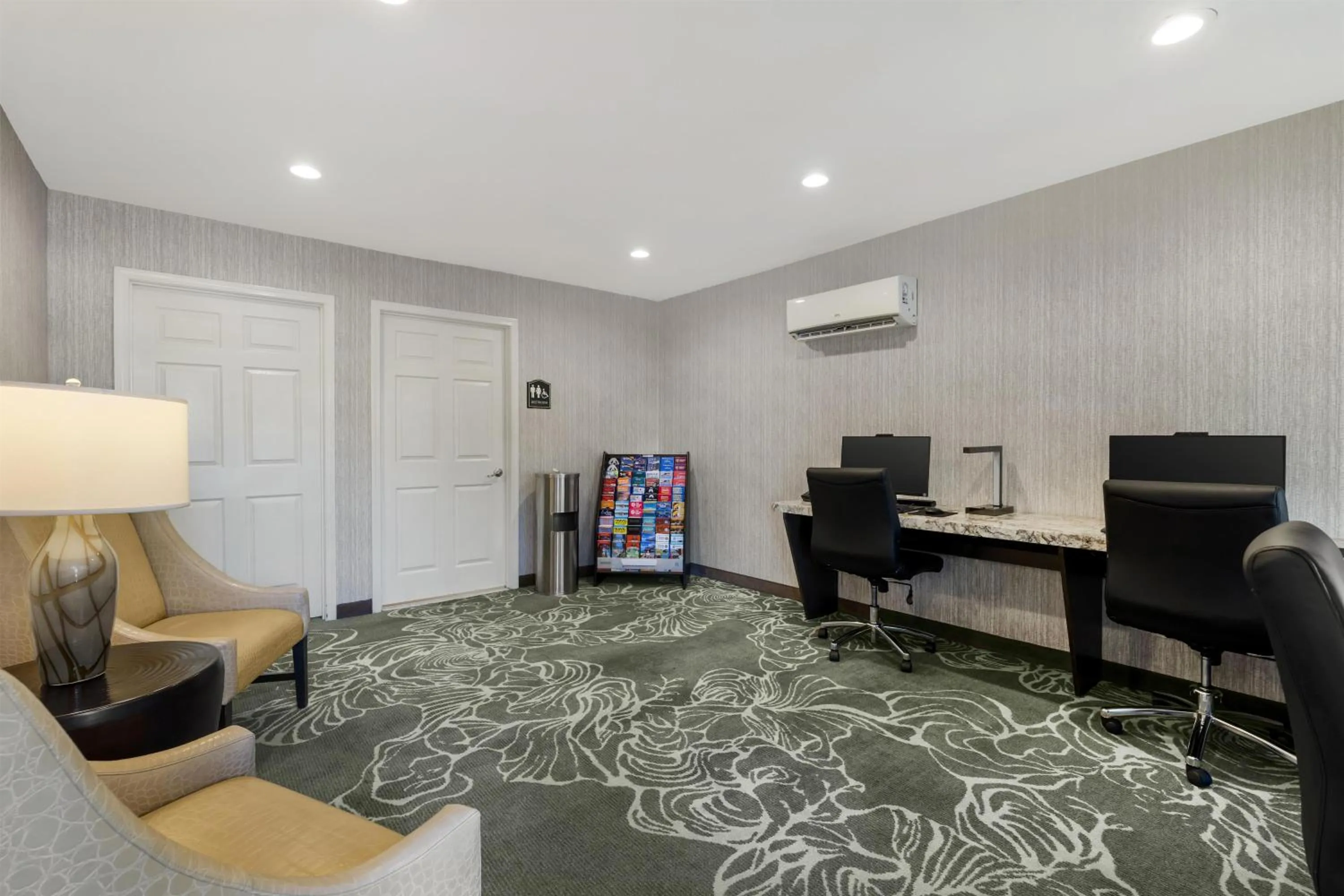 Business facilities in Best Western Plus Carriage Inn