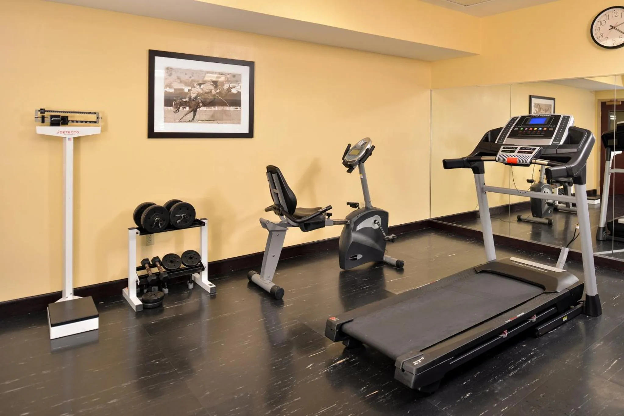 Spa and wellness centre/facilities in Holiday Inn Express & Suites Austin SW - Sunset Valley by IHG Hotel