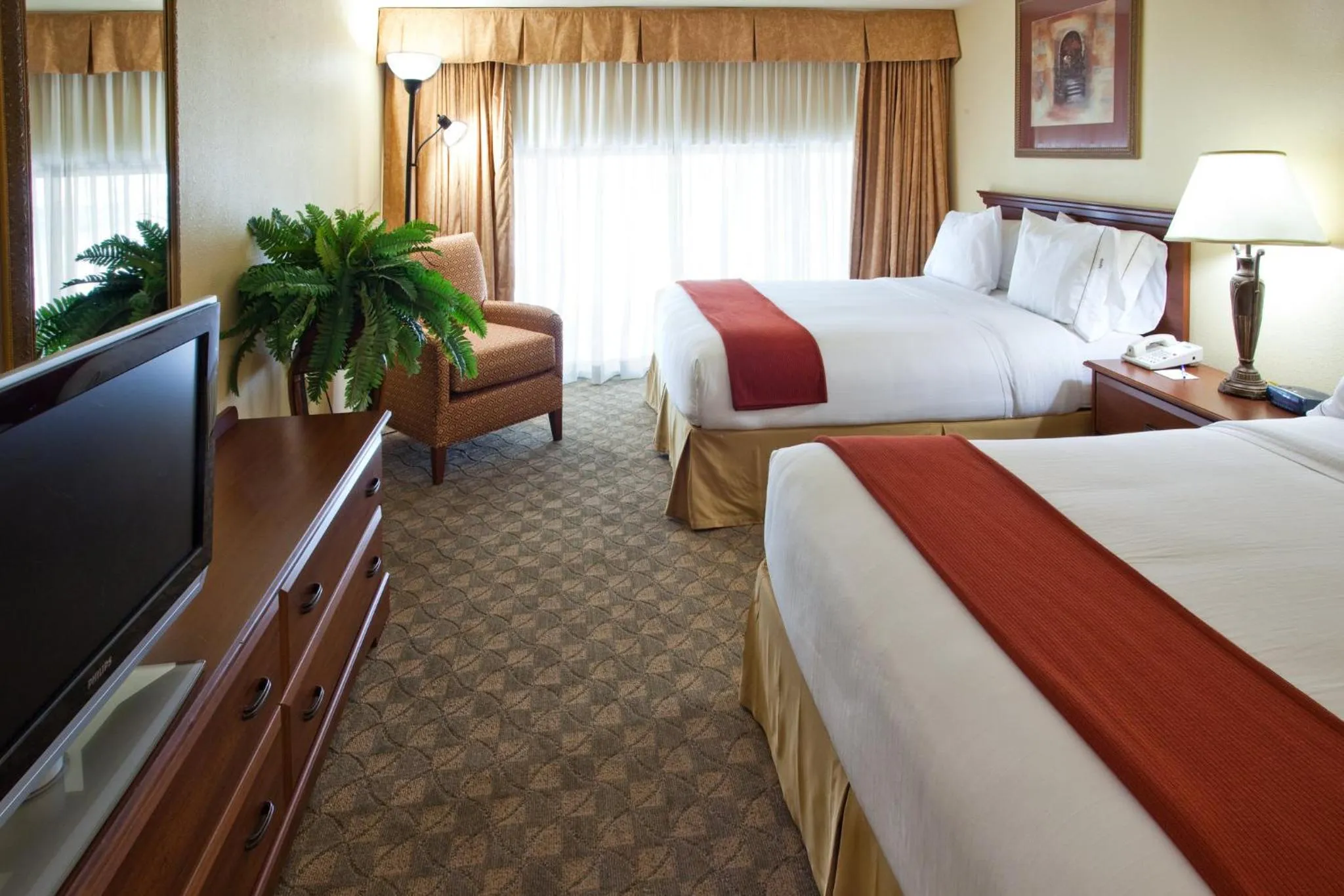 Photo of the whole room, Bed in Holiday Inn Express & Suites Austin SW - Sunset Valley by IHG Hotel