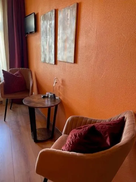 CURUNA Pensiun-Frühstückspension