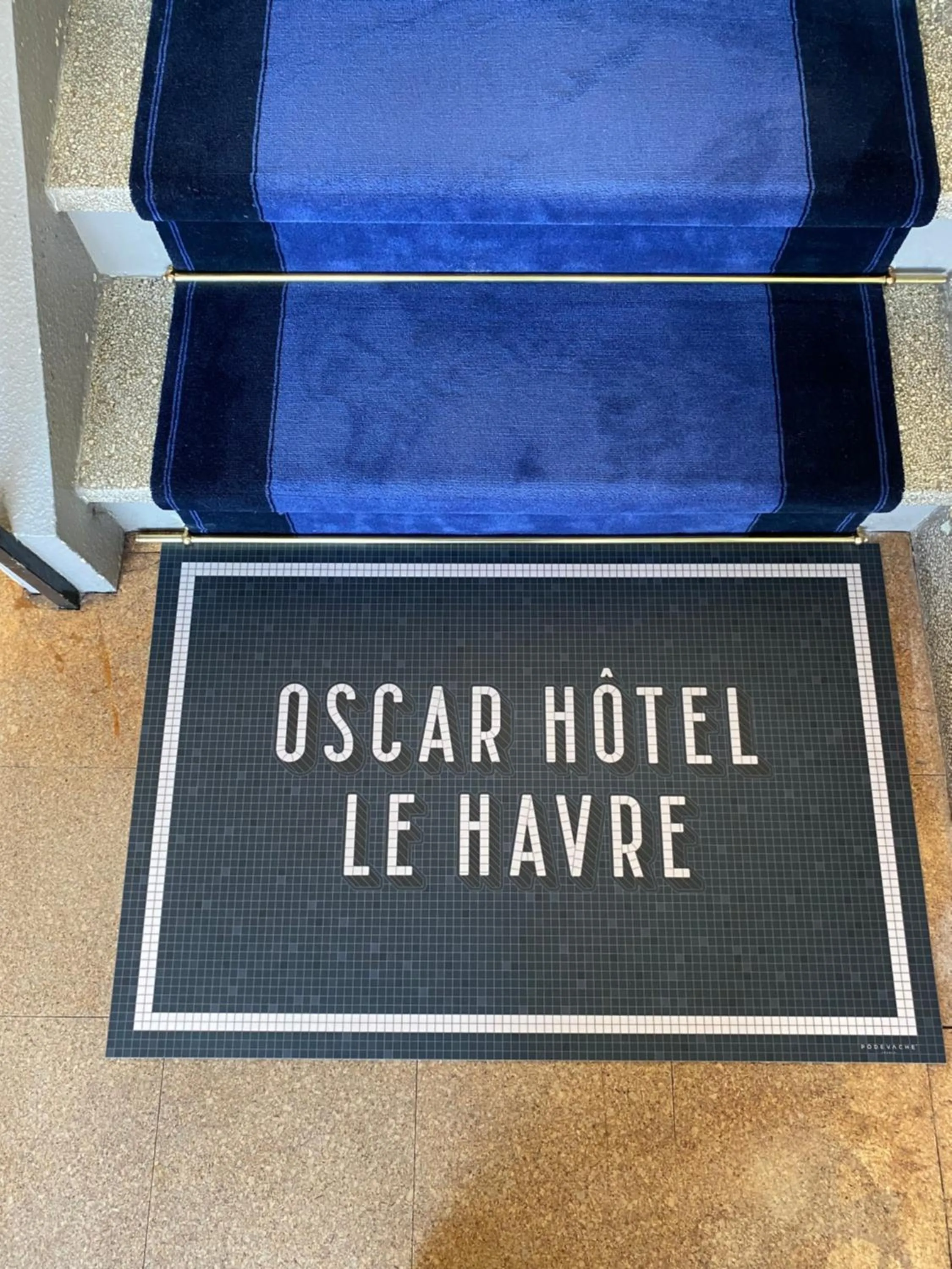 Property logo or sign in Oscar Hôtel Le Havre Centre