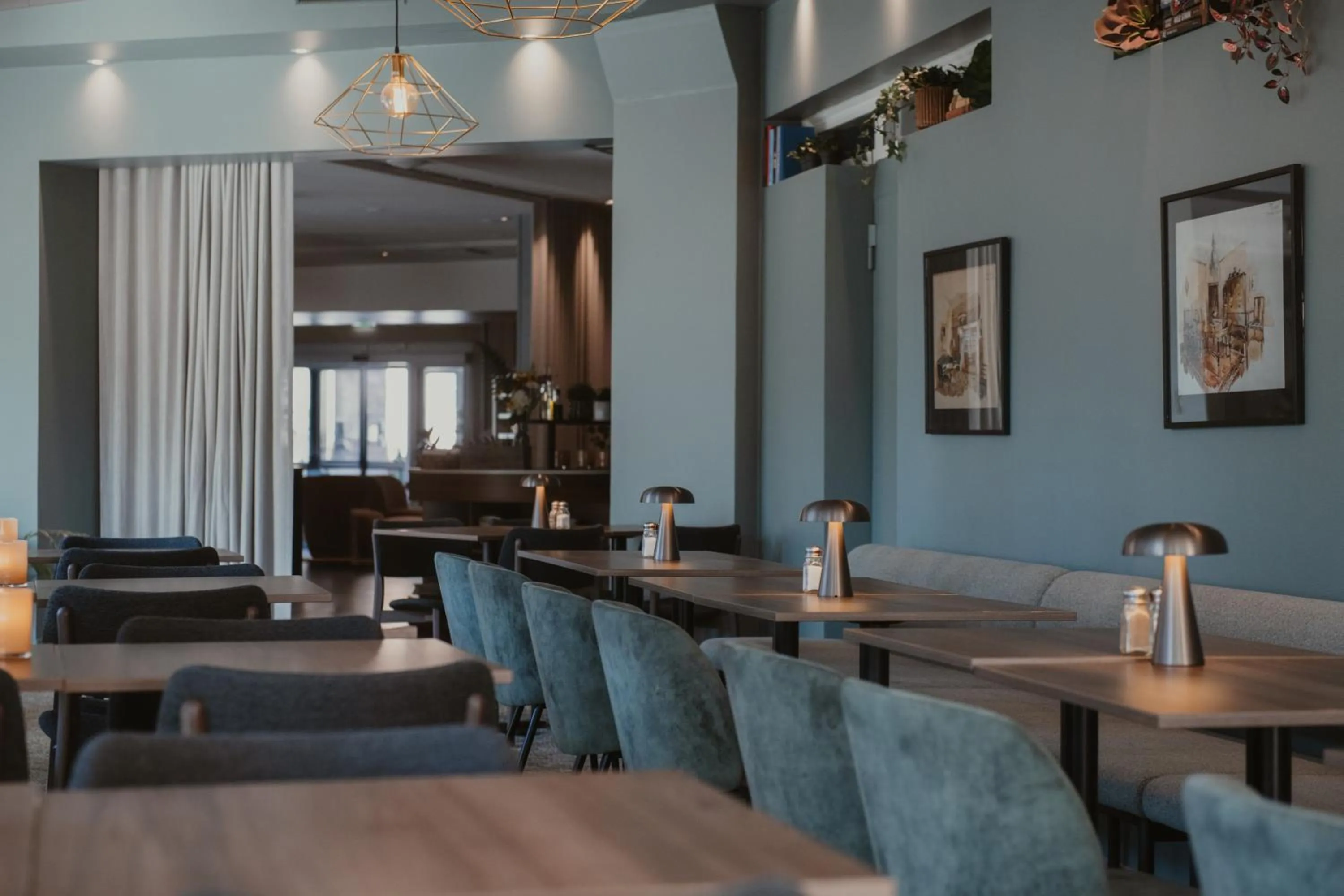 Restaurant/places to eat in Home Hotel Kompaniet