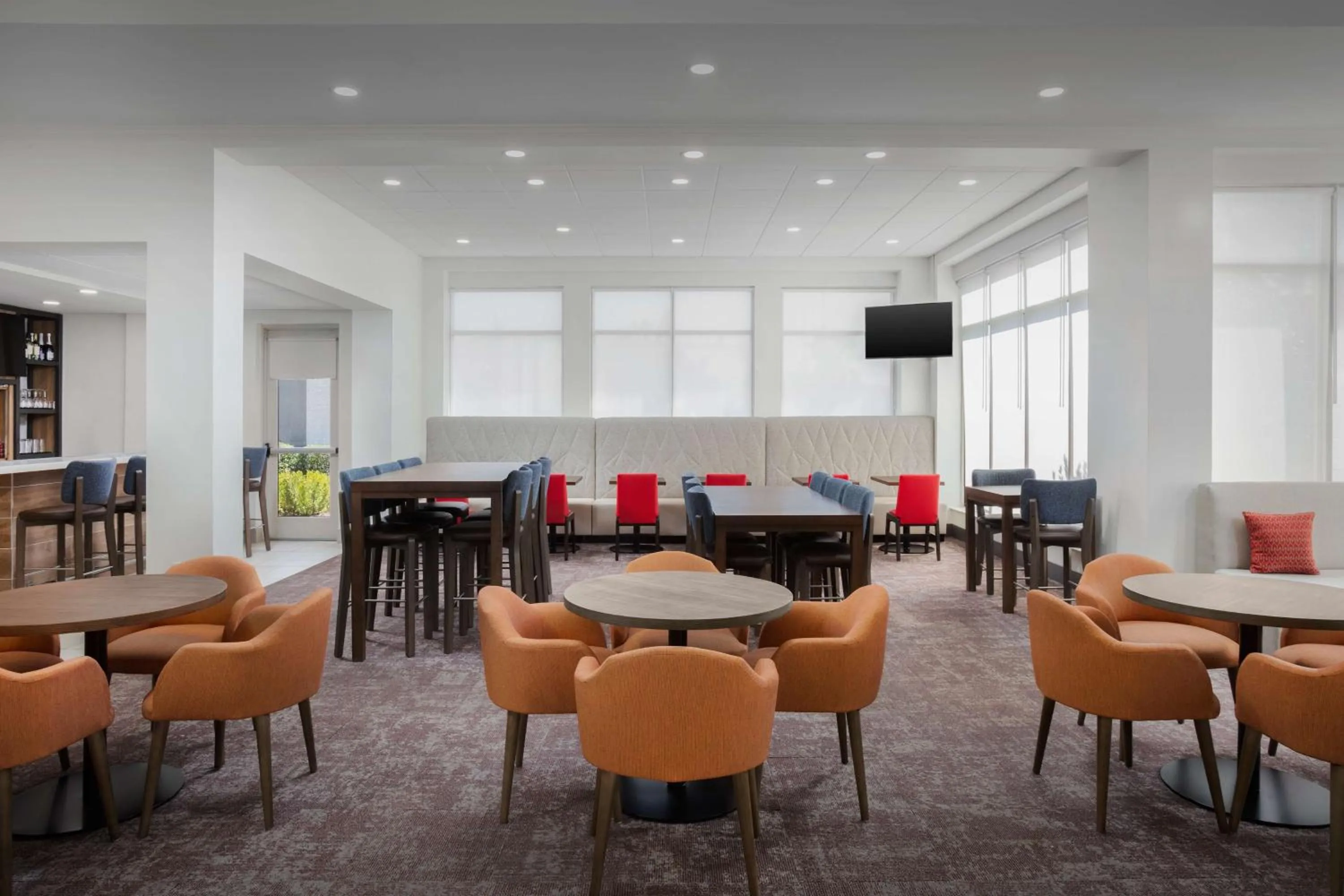 Restaurant/places to eat in Hilton Garden Inn Tuscaloosa