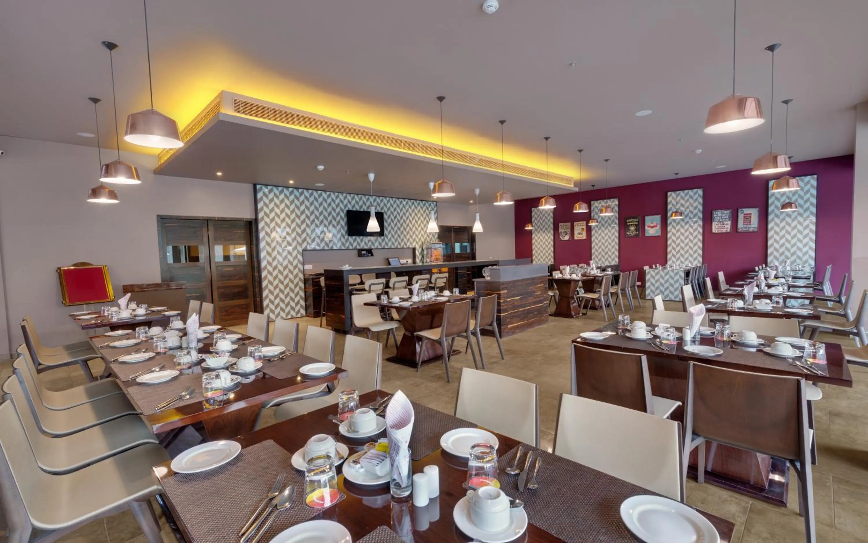 Restaurant/places to eat in Iscon The Fern Resort & Spa, Bhavnagar