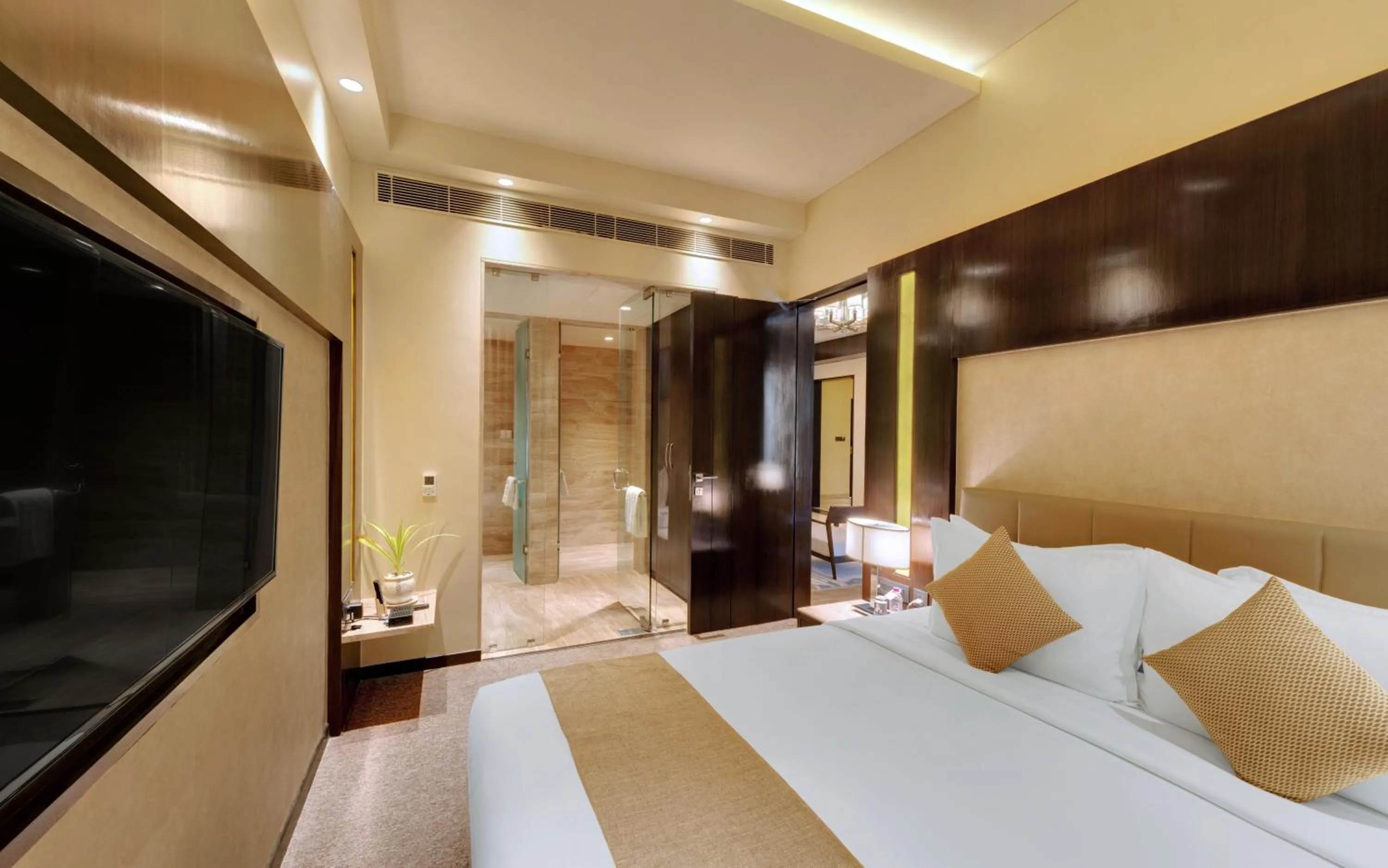 Bedroom, Bed in Iscon The Fern Resort & Spa, Bhavnagar