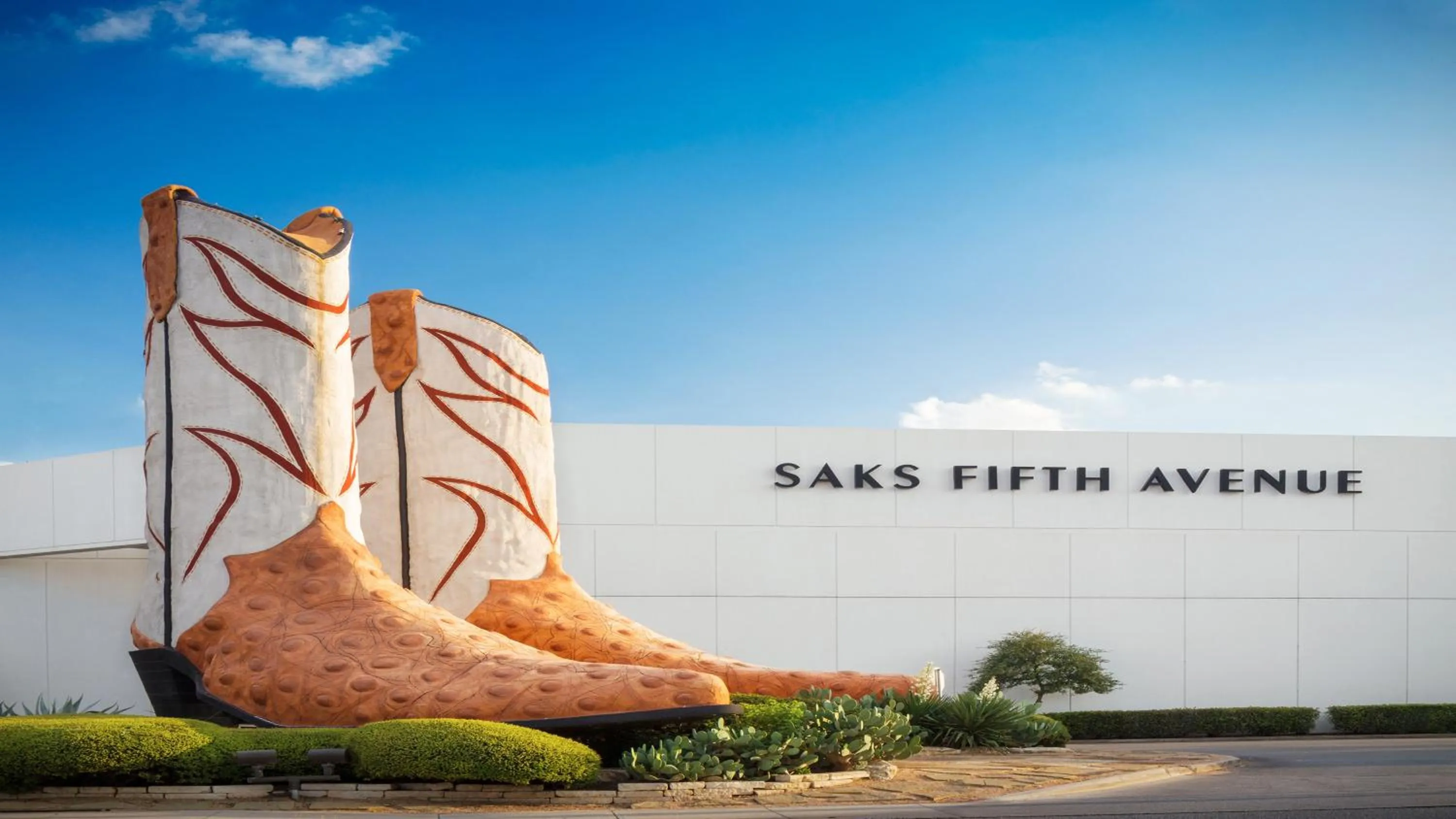 Nearby landmark in Holiday Inn Express Hotel & Suites San Antonio - Rivercenter Area by IHG