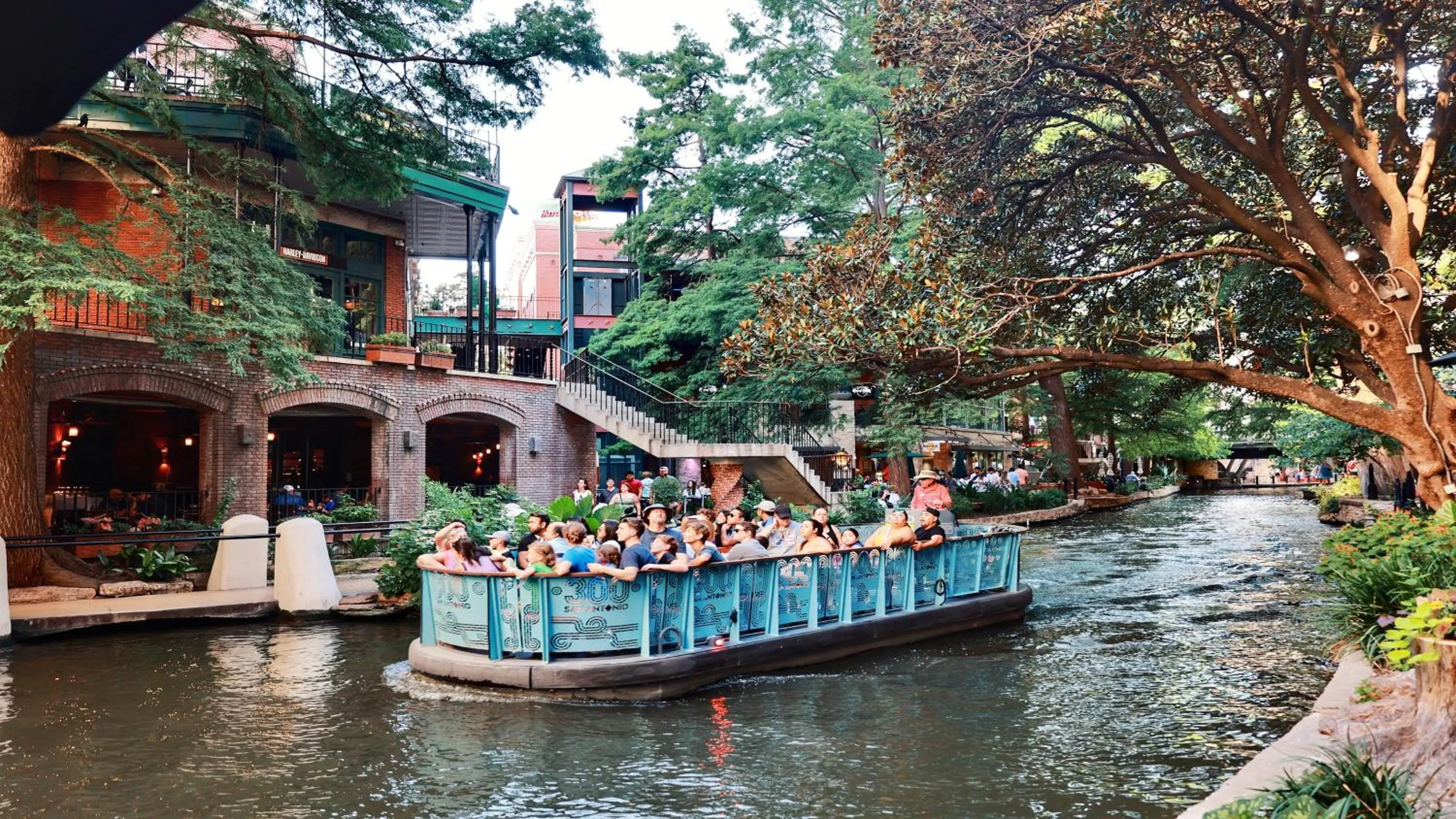 Nearby landmark in Holiday Inn Express Hotel & Suites San Antonio - Rivercenter Area by IHG