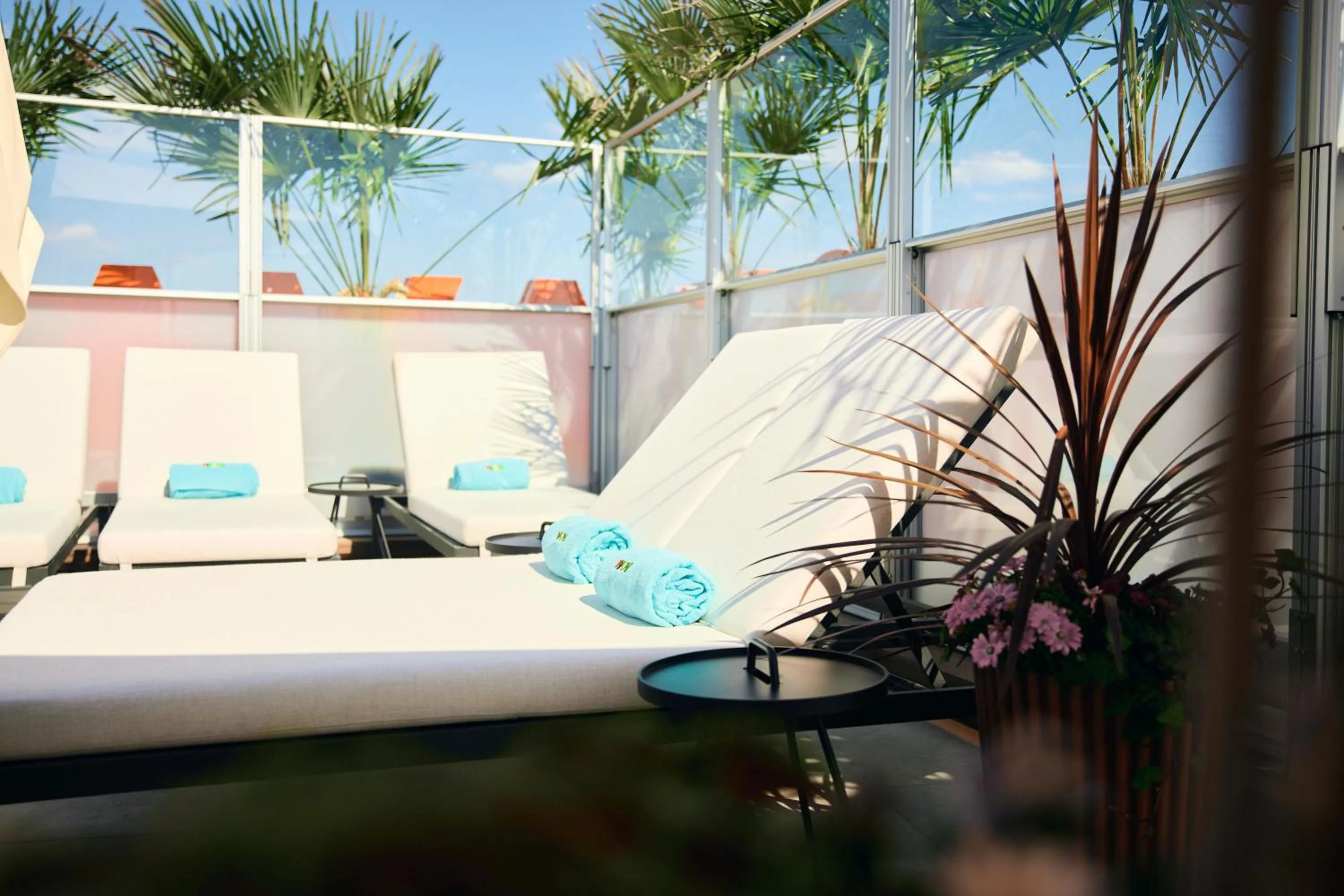 sunbed in Avalon Hotel