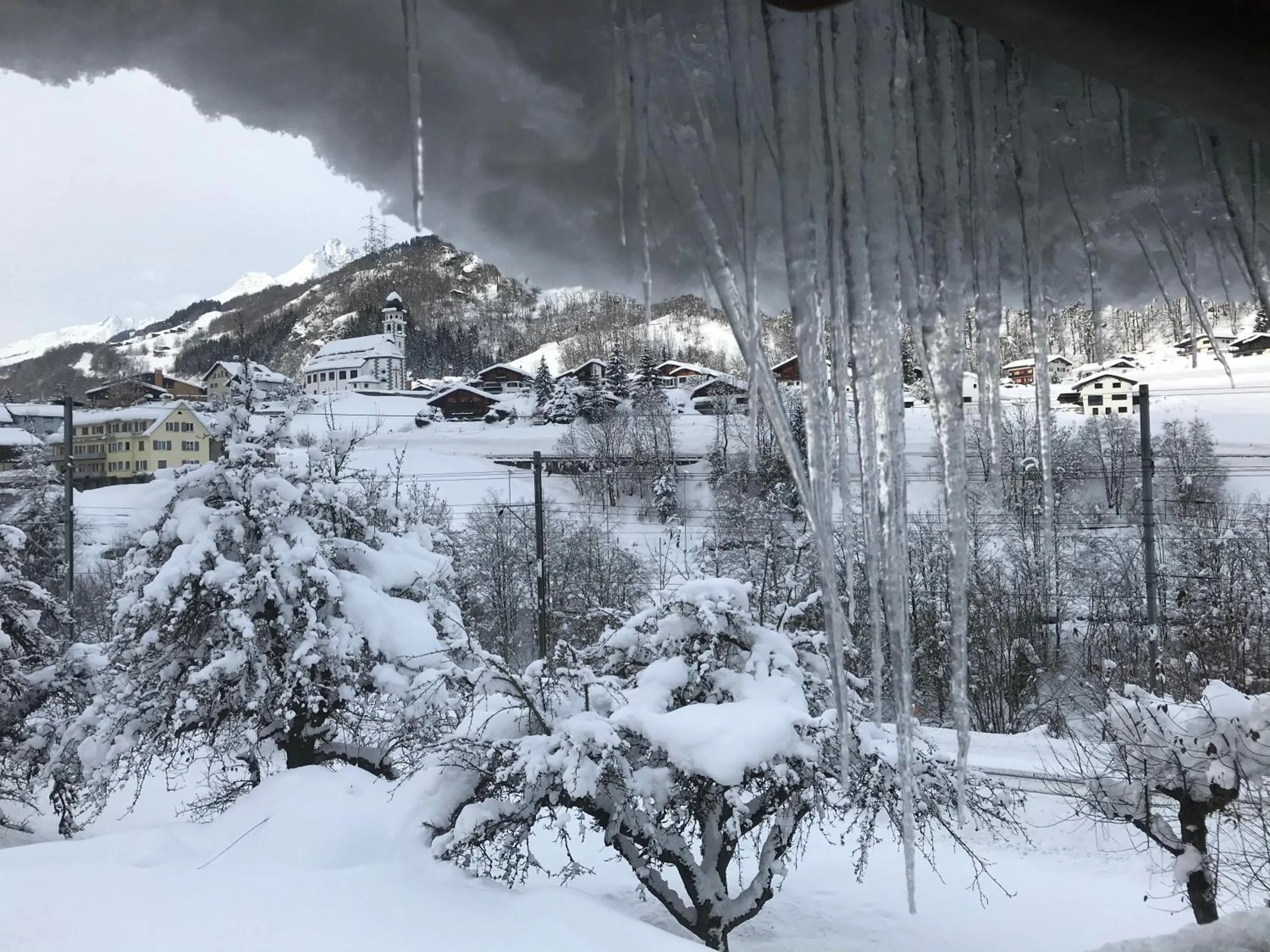 Winter in Ustria Crusch Alva