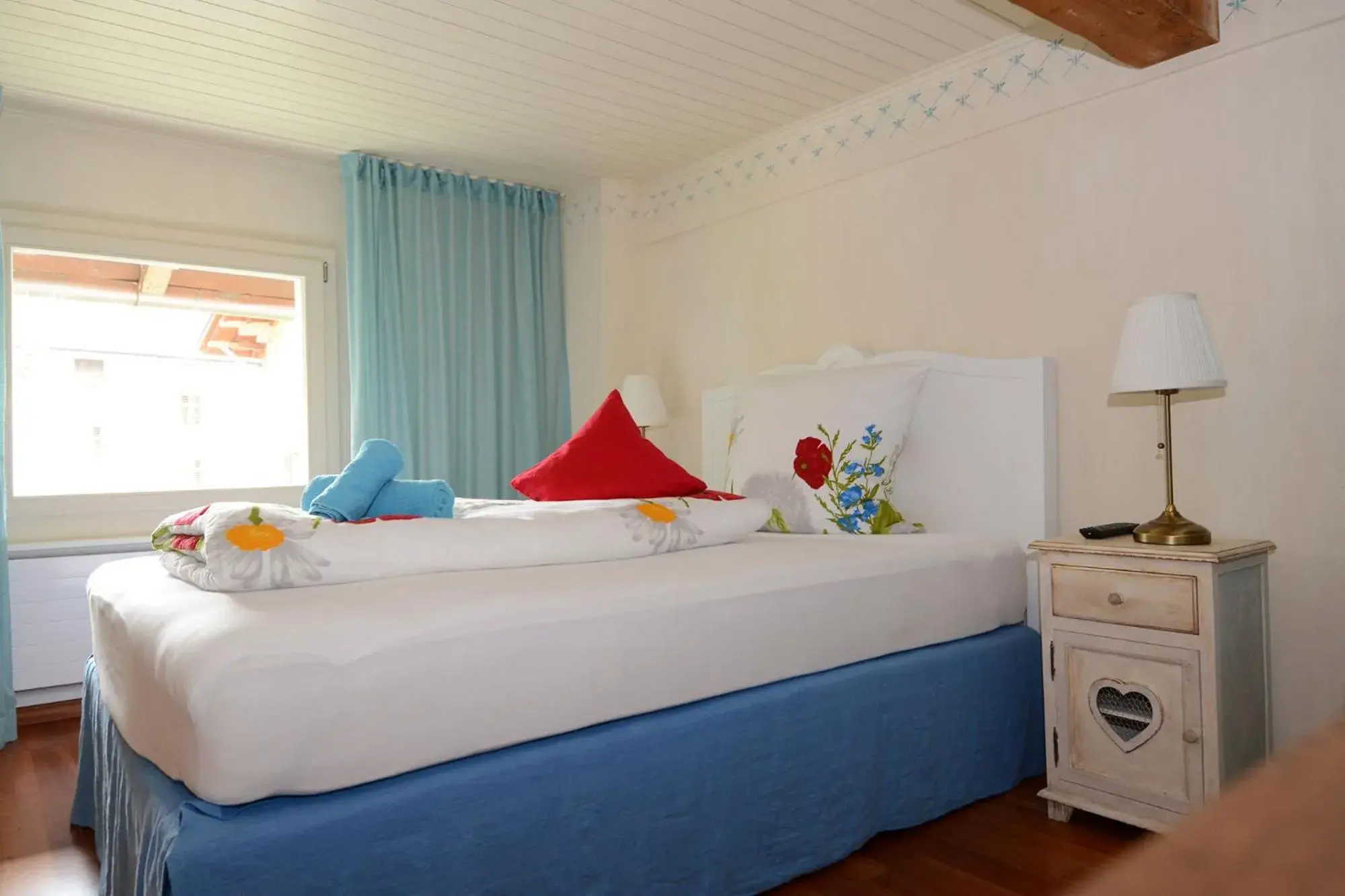 Single Room with Shared Bathroom - single occupancy in Ustria Crusch Alva Single Room with Shared Bathroom - single occupancy in Ustria Crusch Alva