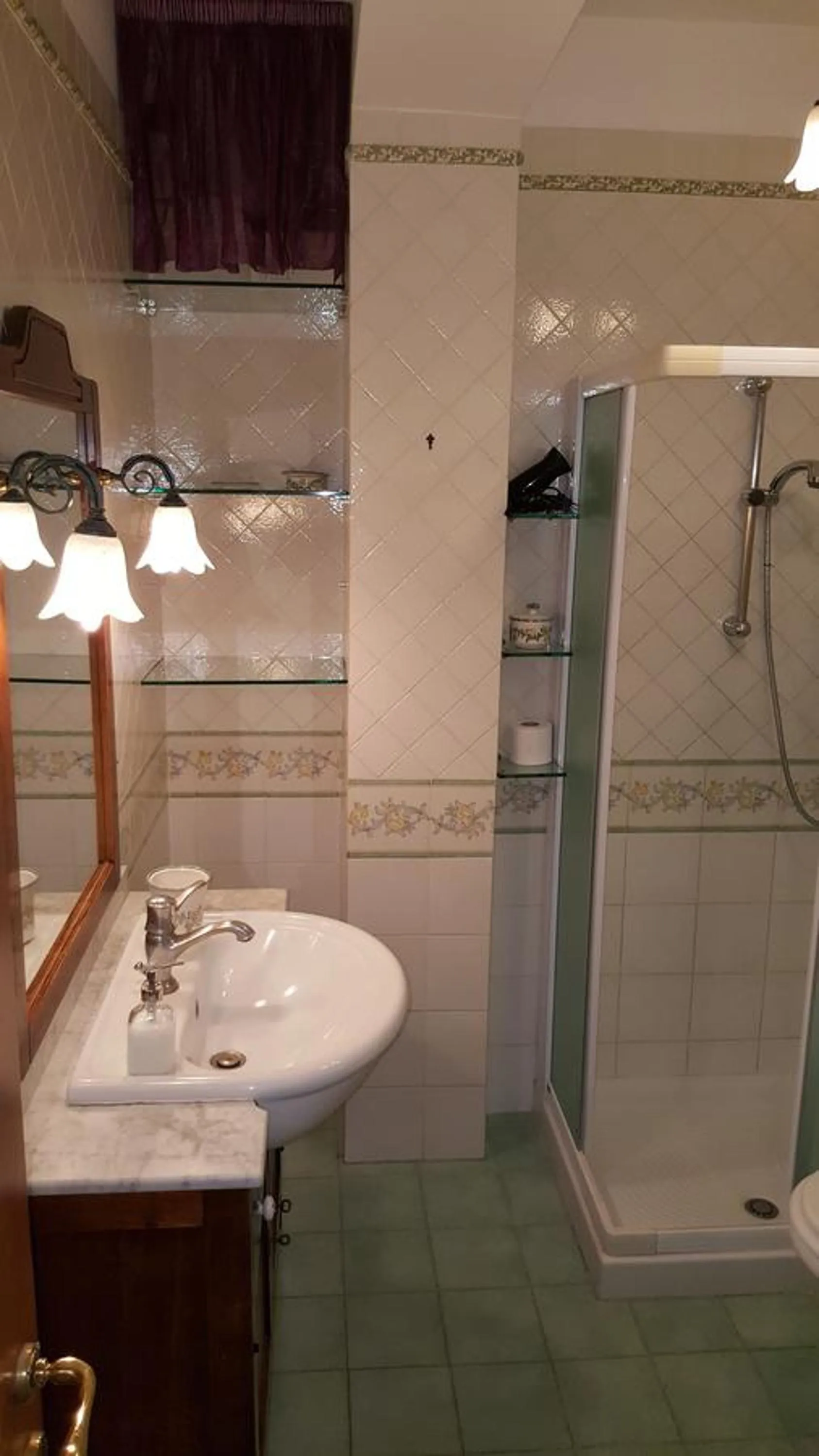 Bathroom in B&B Aminei Metrò