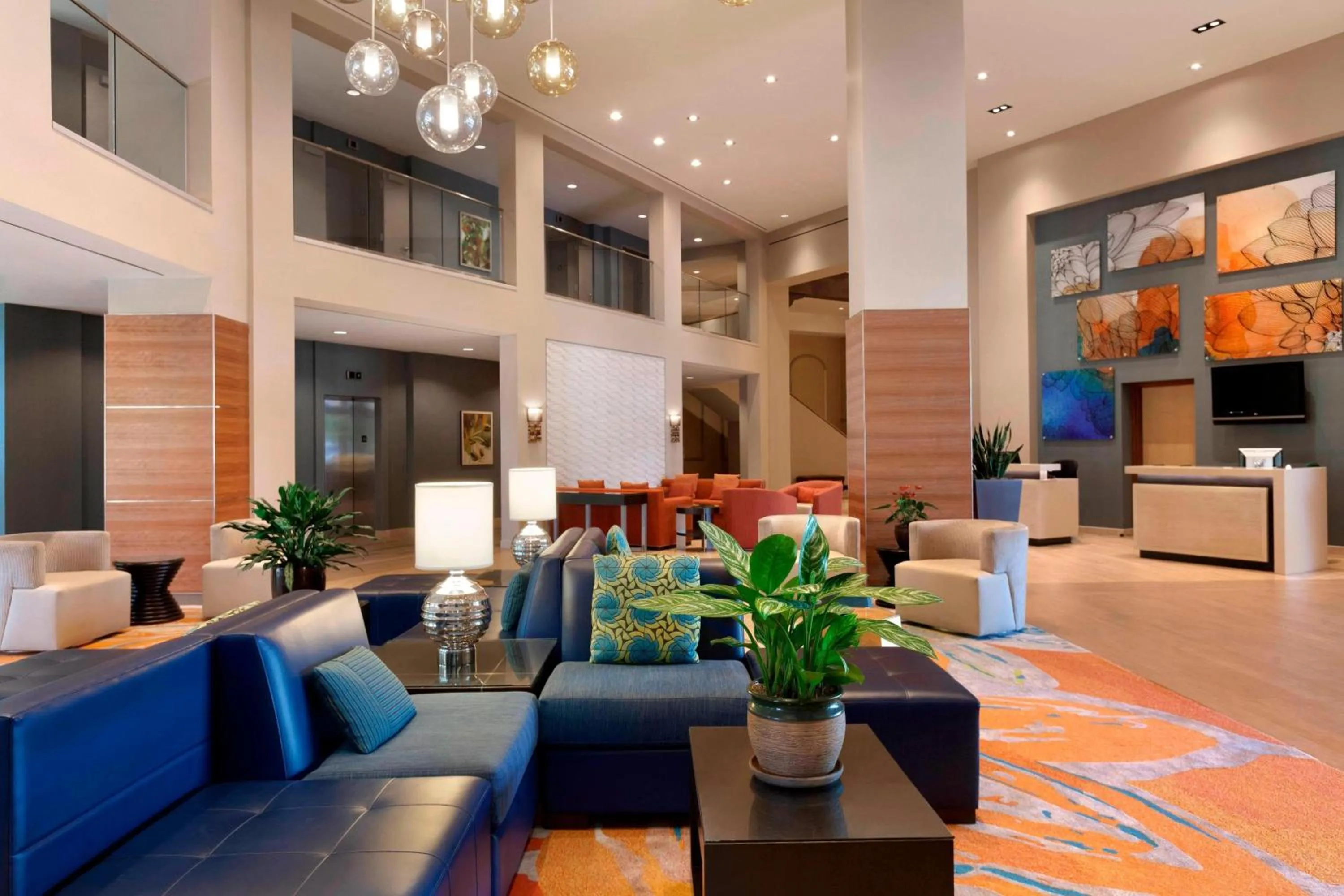 Lobby or reception in Delta Hotels by Marriott Anaheim Garden Grove