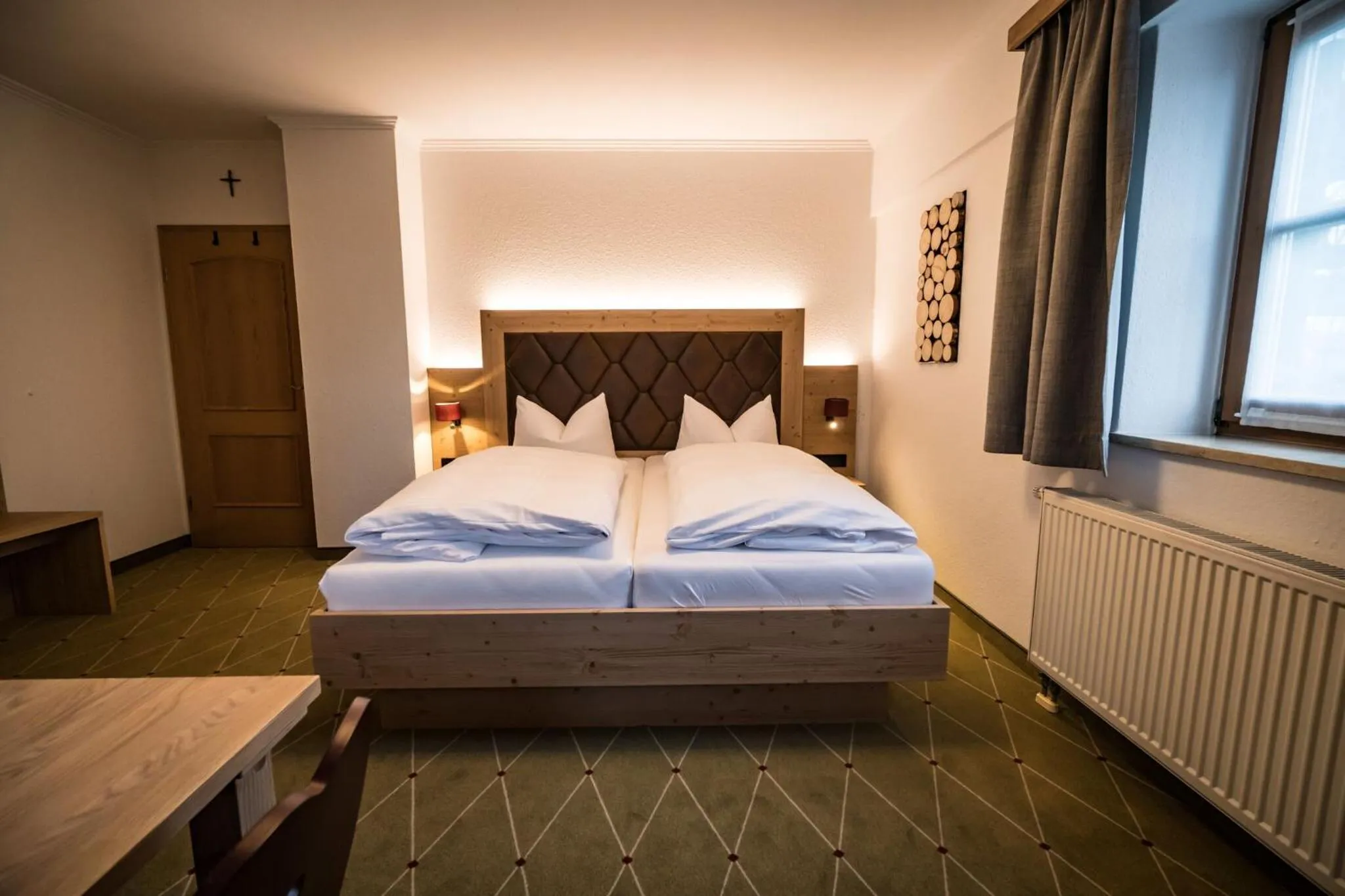 Bed in Hohenester Gasthaus & Hotel