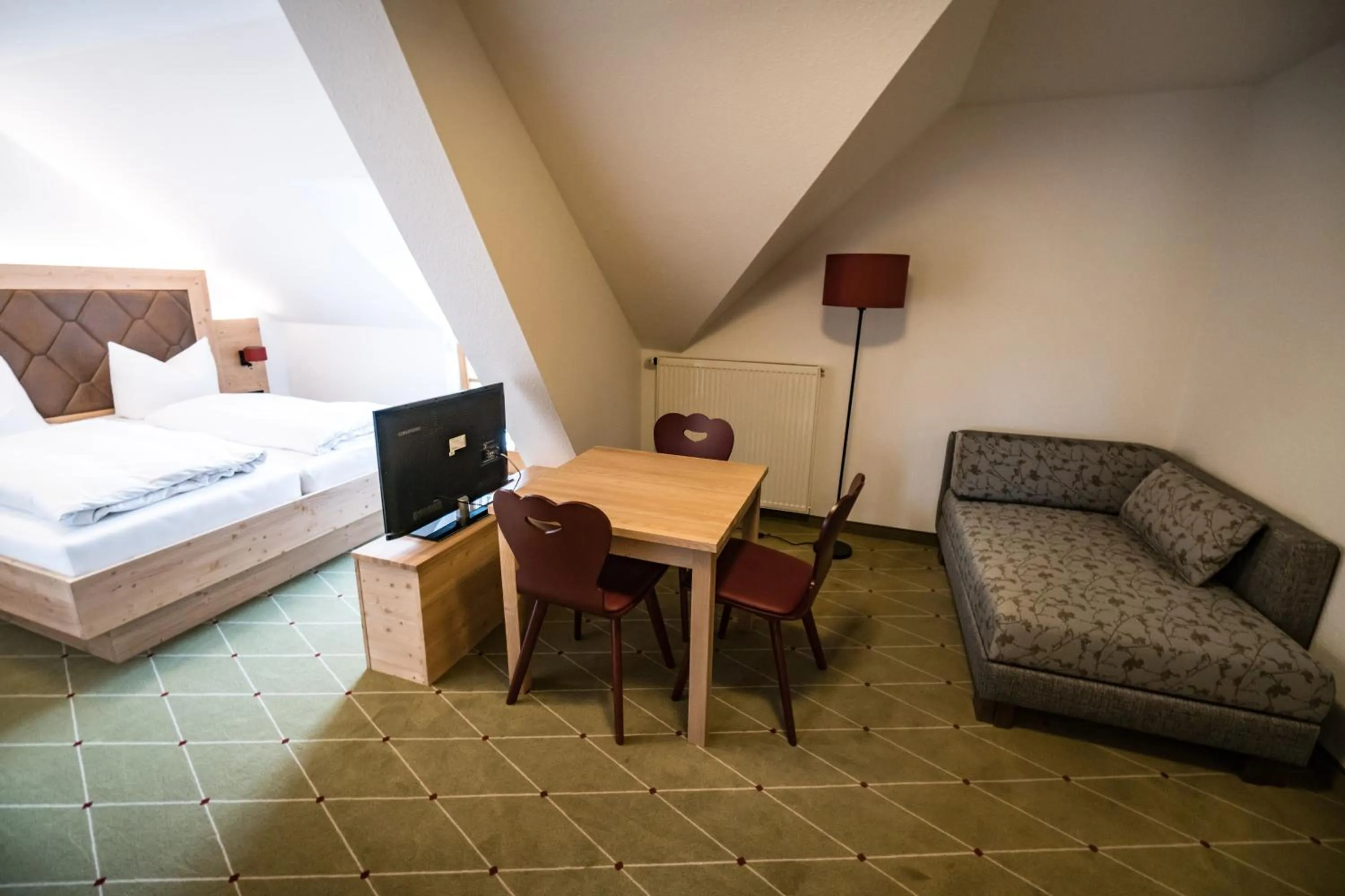 Bed in Hohenester Gasthaus & Hotel