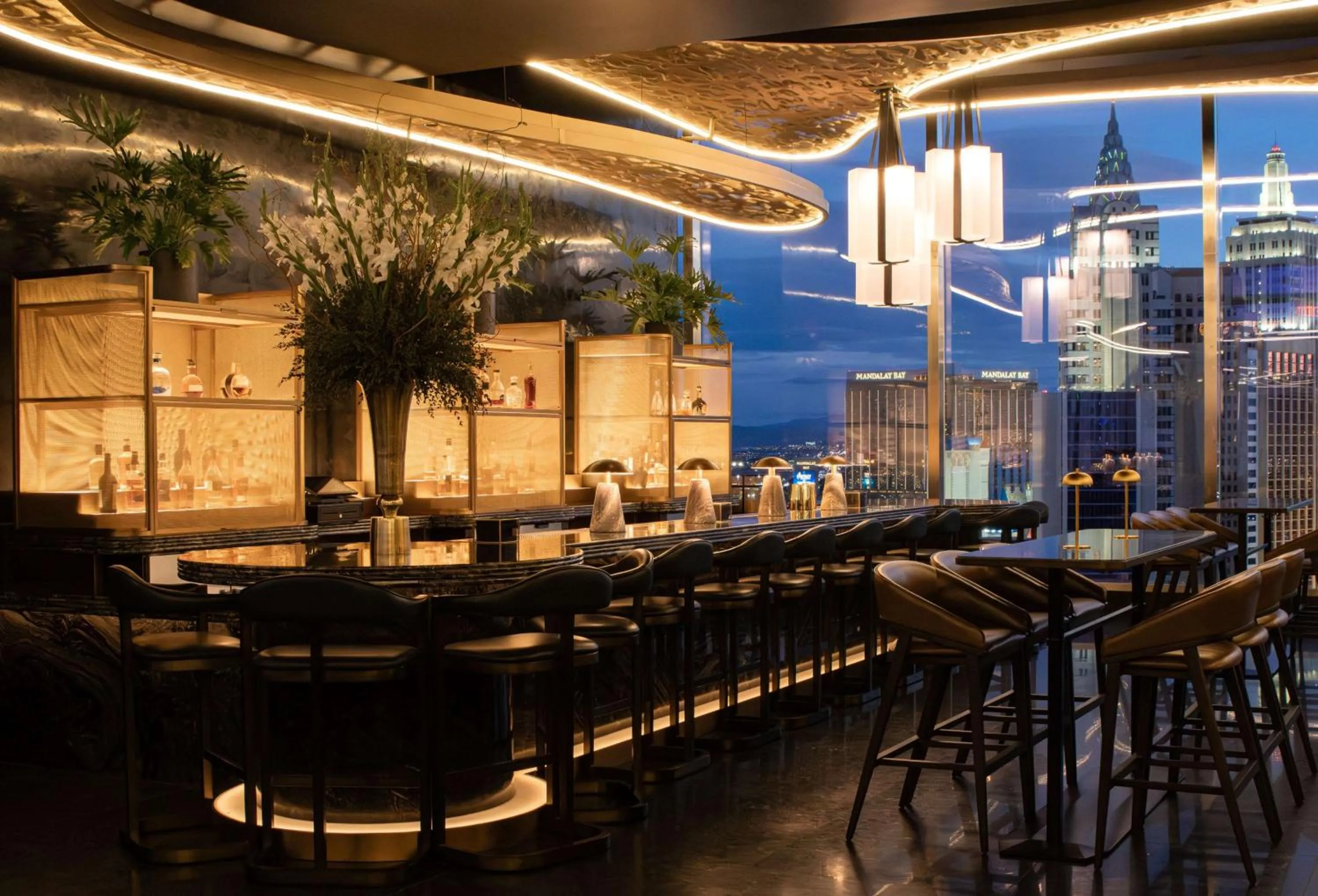 Restaurant/places to eat in Waldorf Astoria Las Vegas