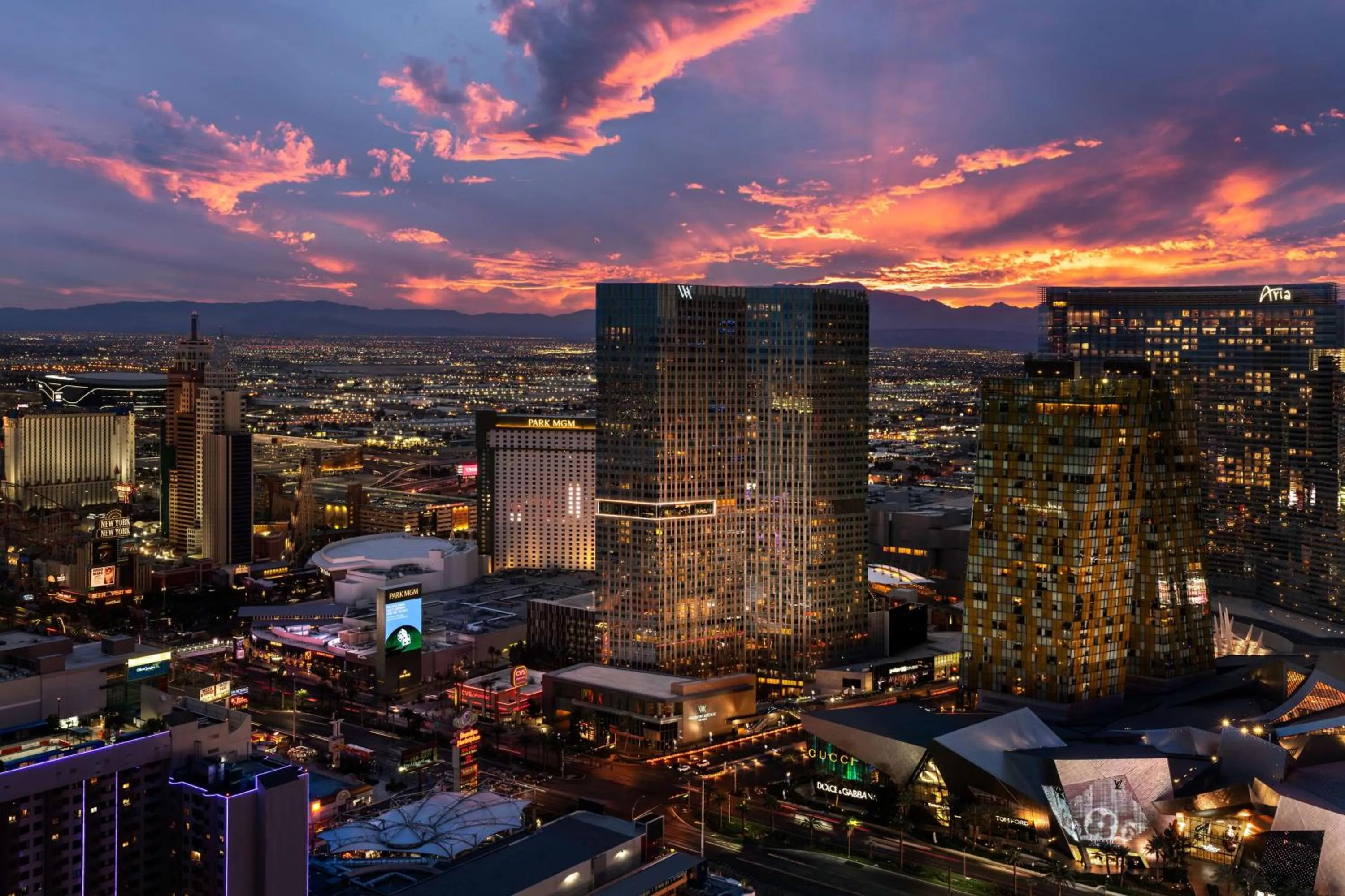 Property building in Waldorf Astoria Las Vegas