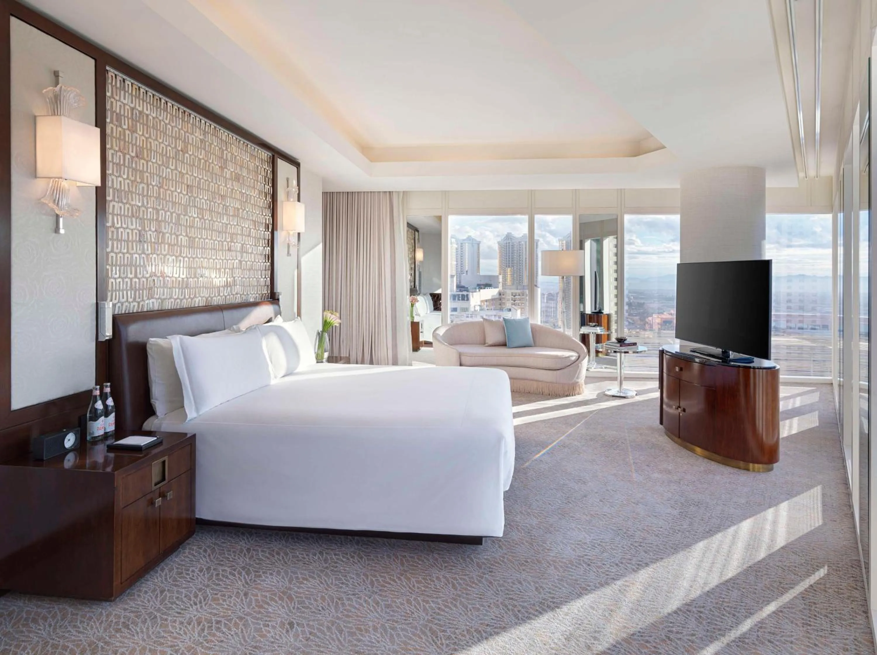 Bed in Waldorf Astoria Las Vegas