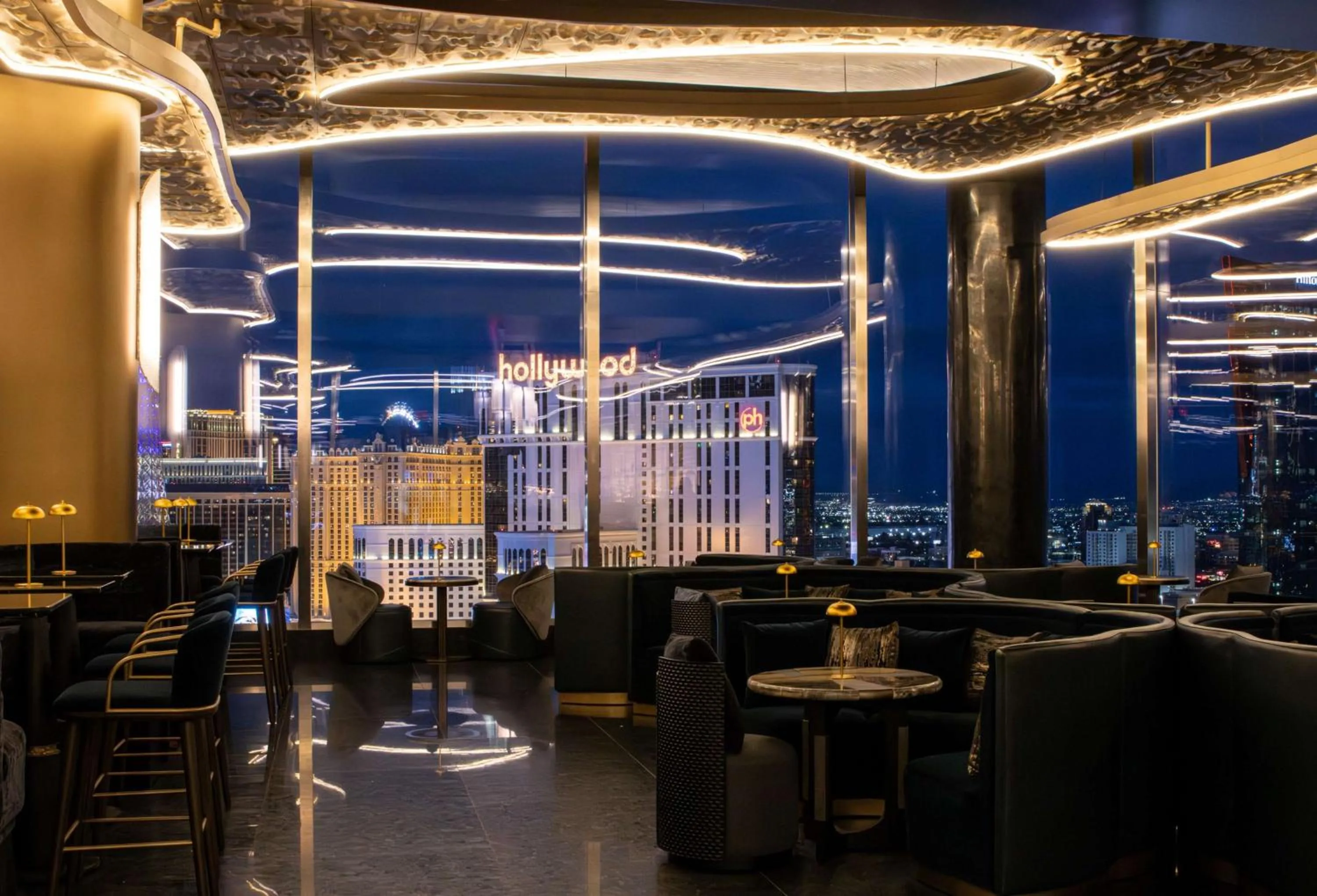 Restaurant/places to eat in Waldorf Astoria Las Vegas