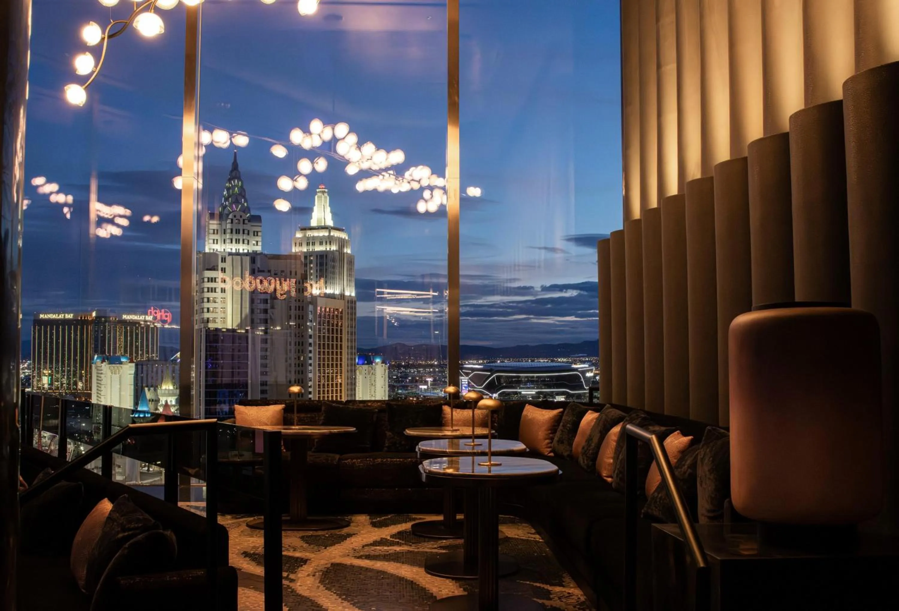 Restaurant/places to eat in Waldorf Astoria Las Vegas