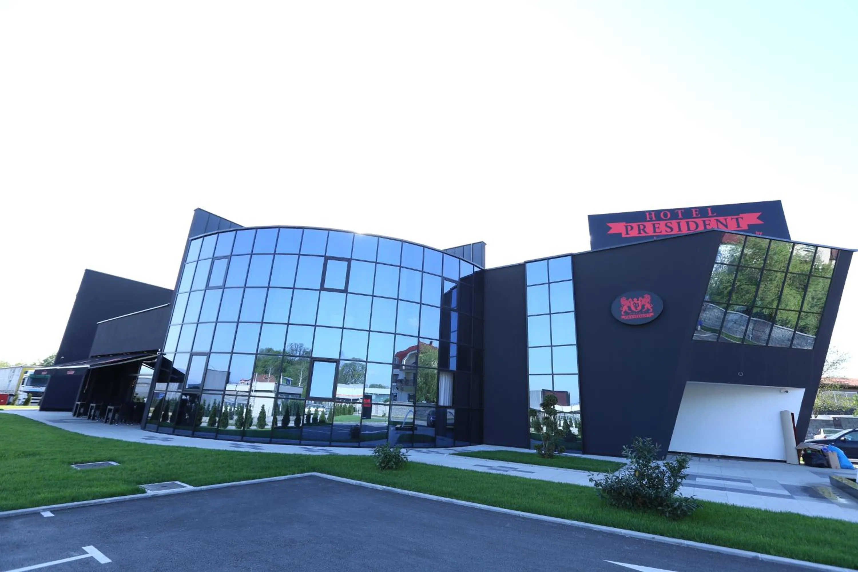 Day in Hotel Exclusive President