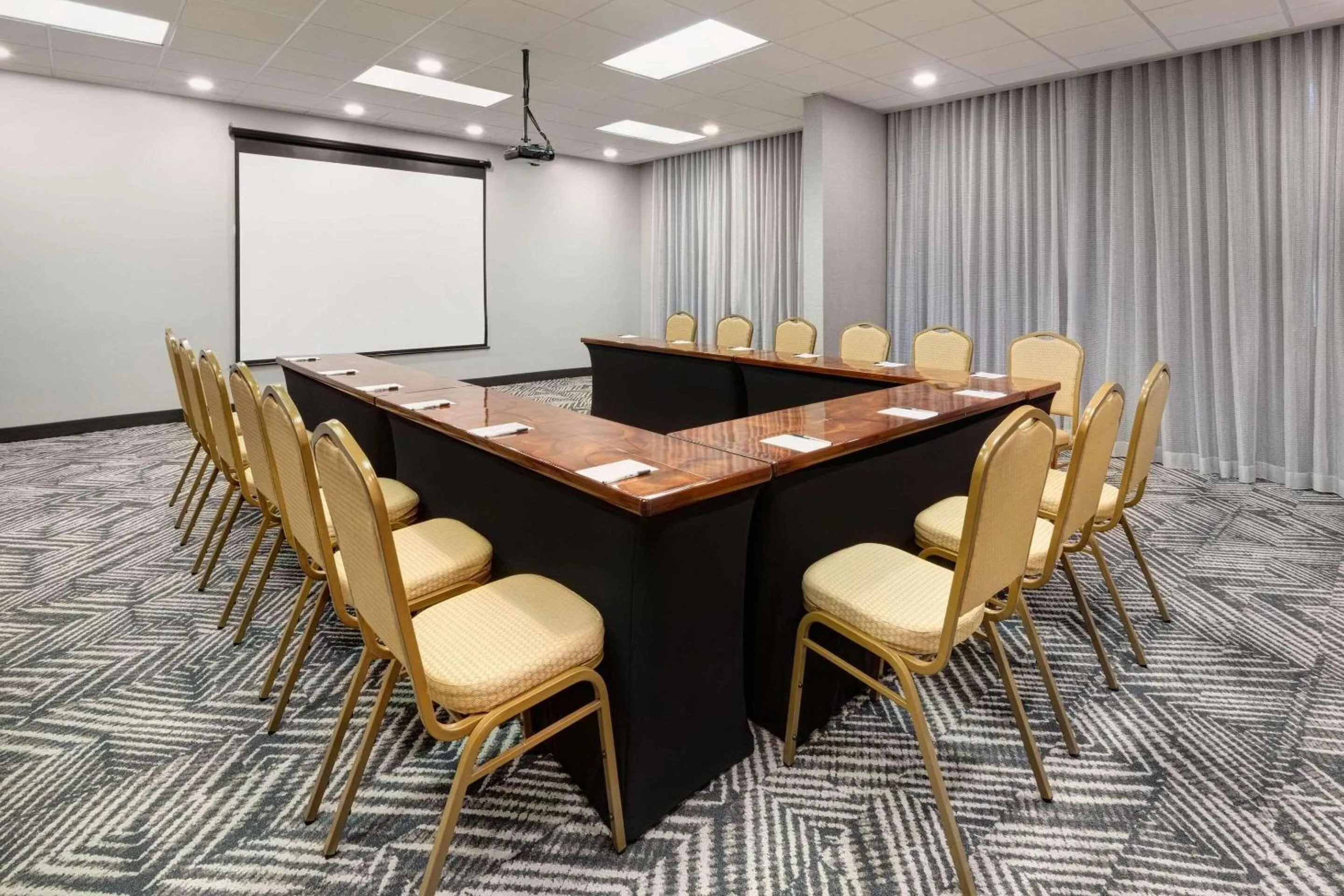 Meeting/conference room in Radisson Hotel Nashville Airport