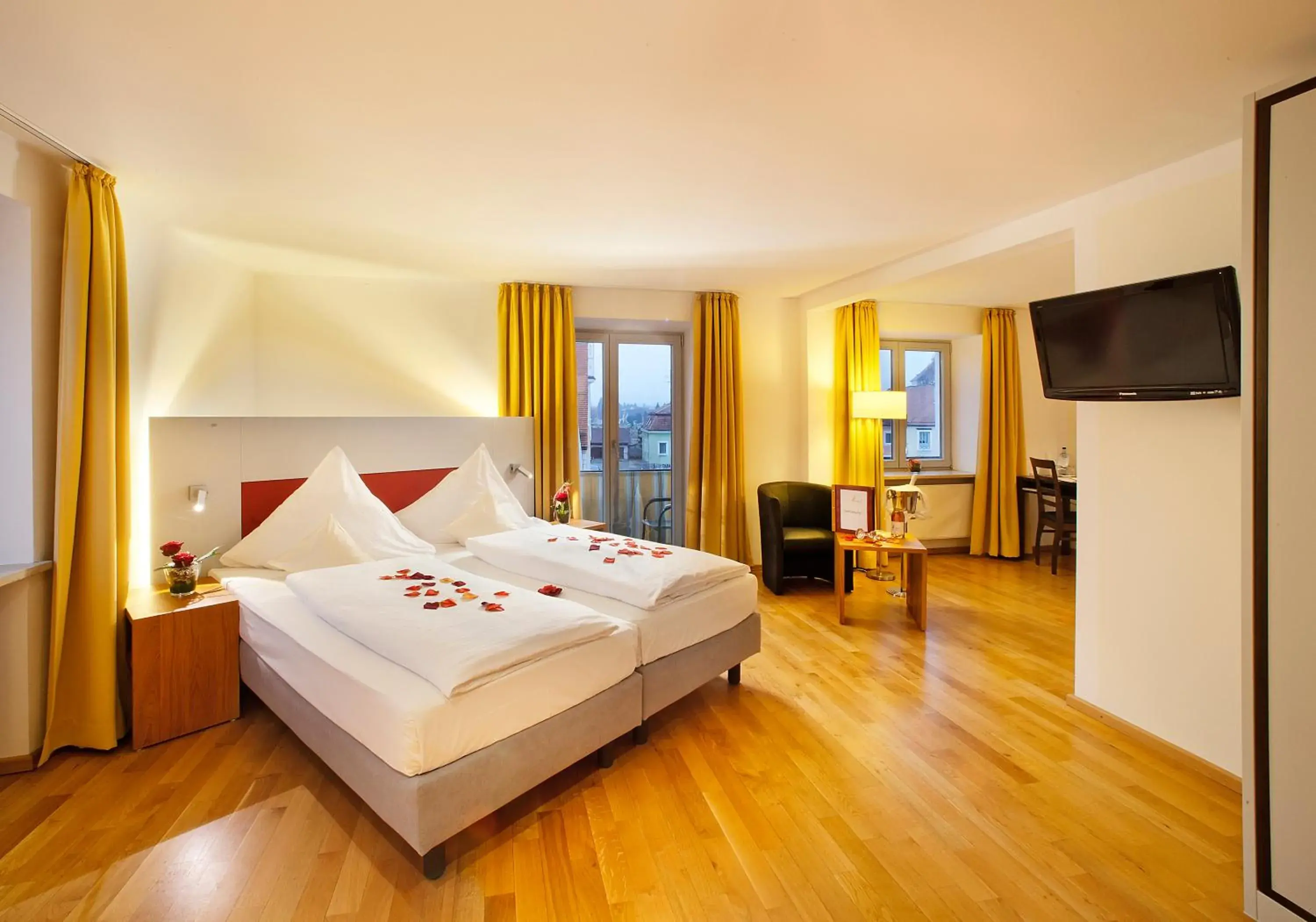 Double Room with Balcony in AKZENT Brauerei Hotel Hirsch Double Room with Balcony in AKZENT Brauerei Hotel Hirsch