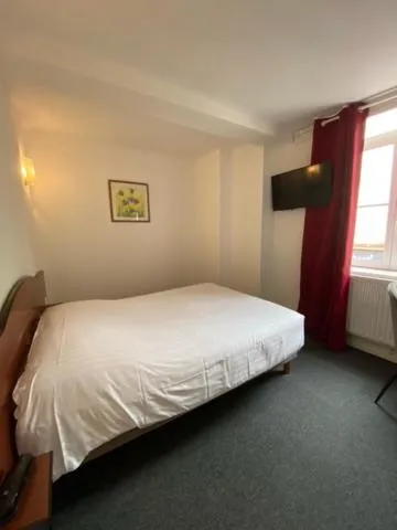 Bed in Hotel La Basilique