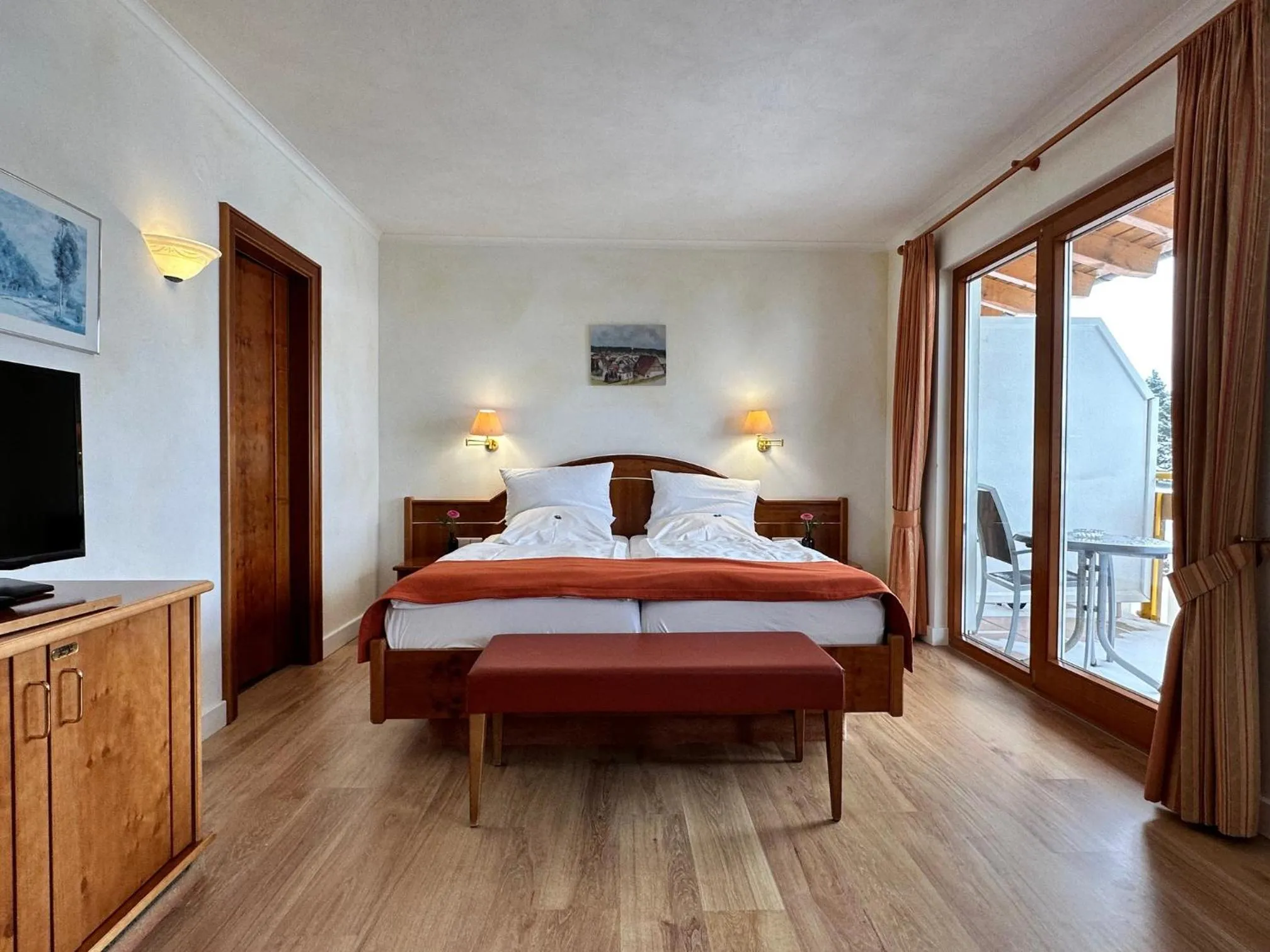 Bedroom, Bed in Schwarzwaldhotel Oberwiesenhof