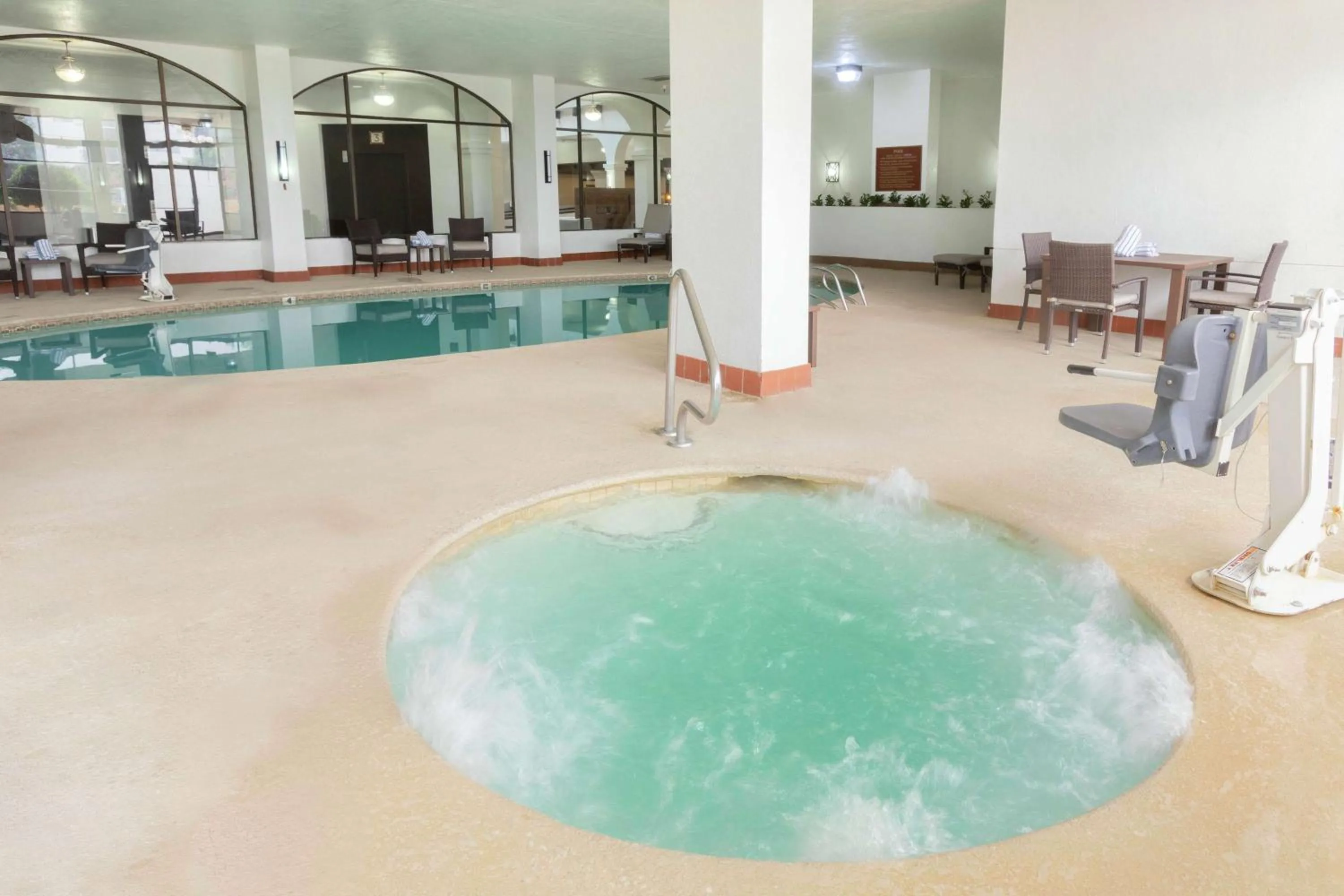 Pool view in Embassy Suites by Hilton Tulsa I-44