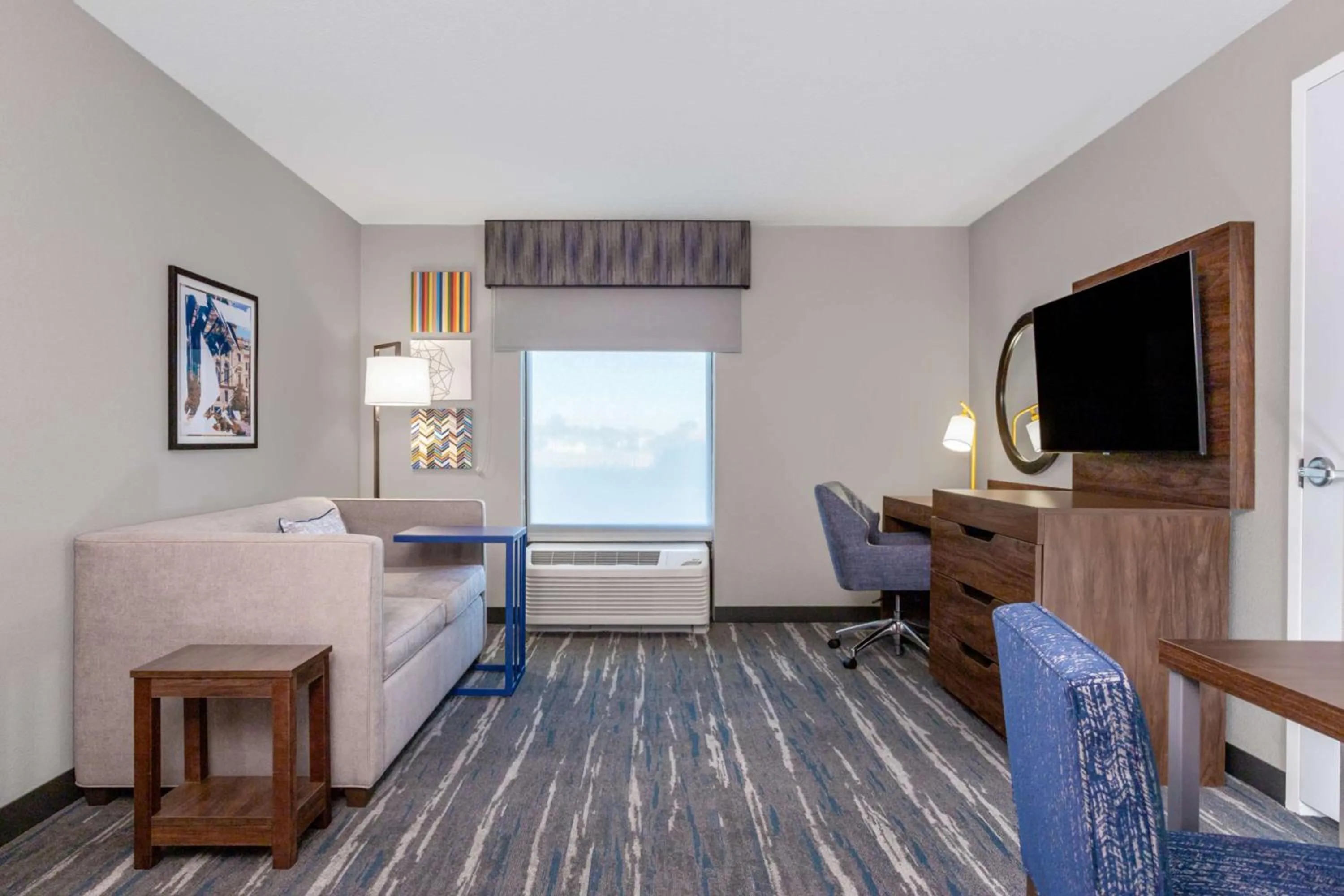 Bedroom in Hampton Inn & Suites Muncie