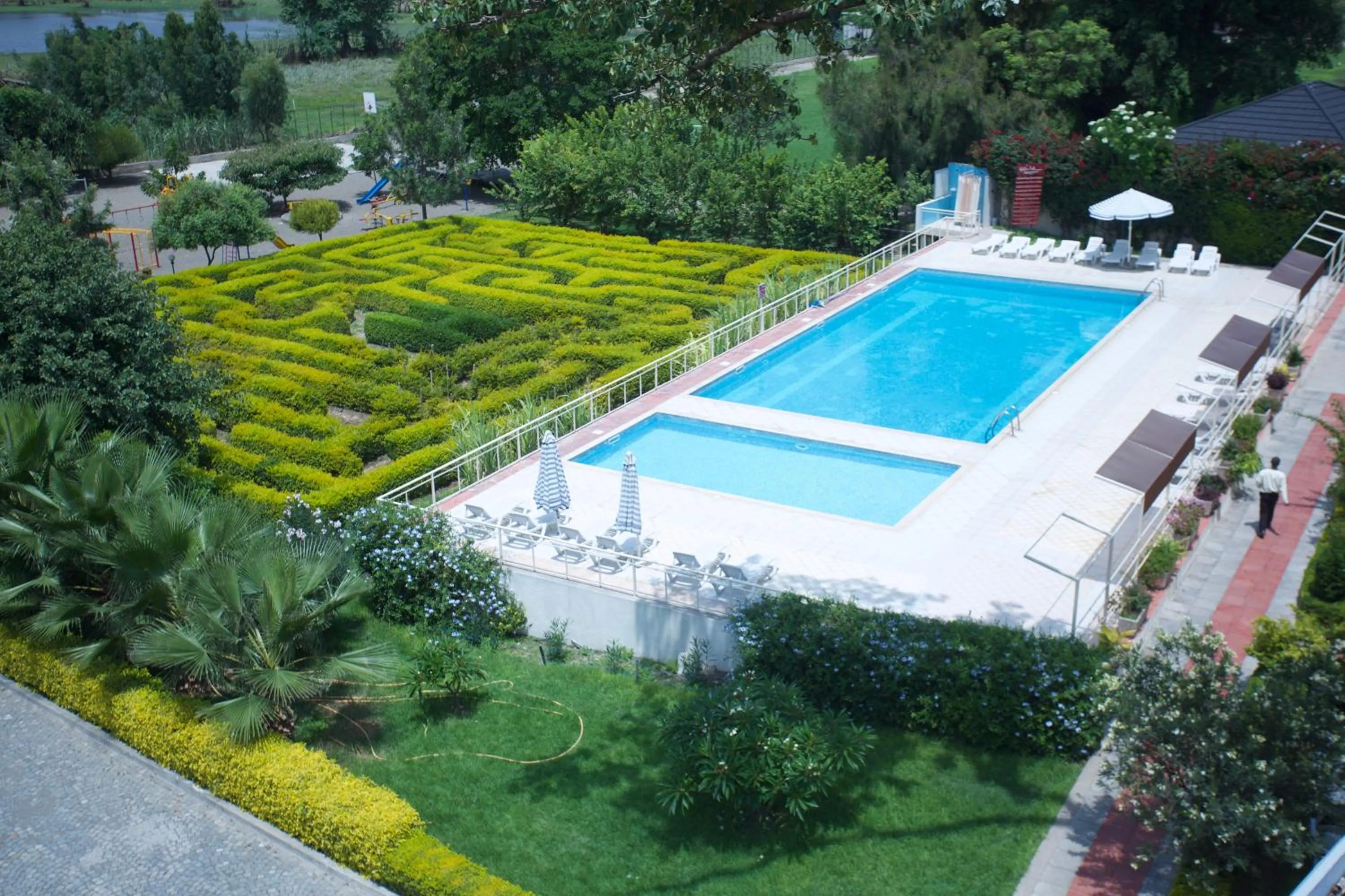 Swimming pool in Haile Resort Ziway Batu