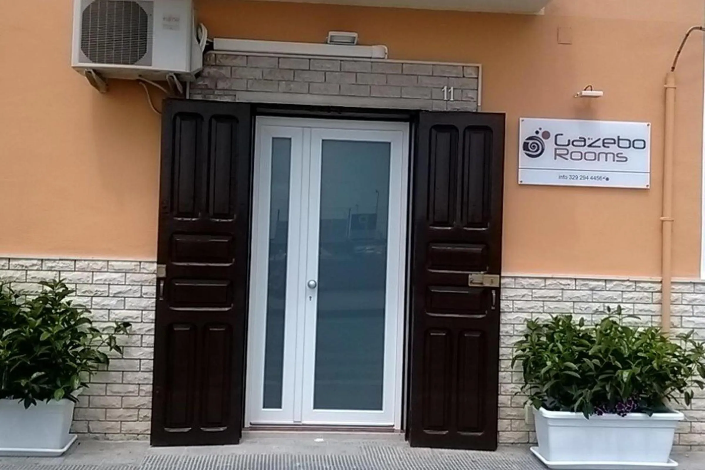 Property building in Gazebo Rooms