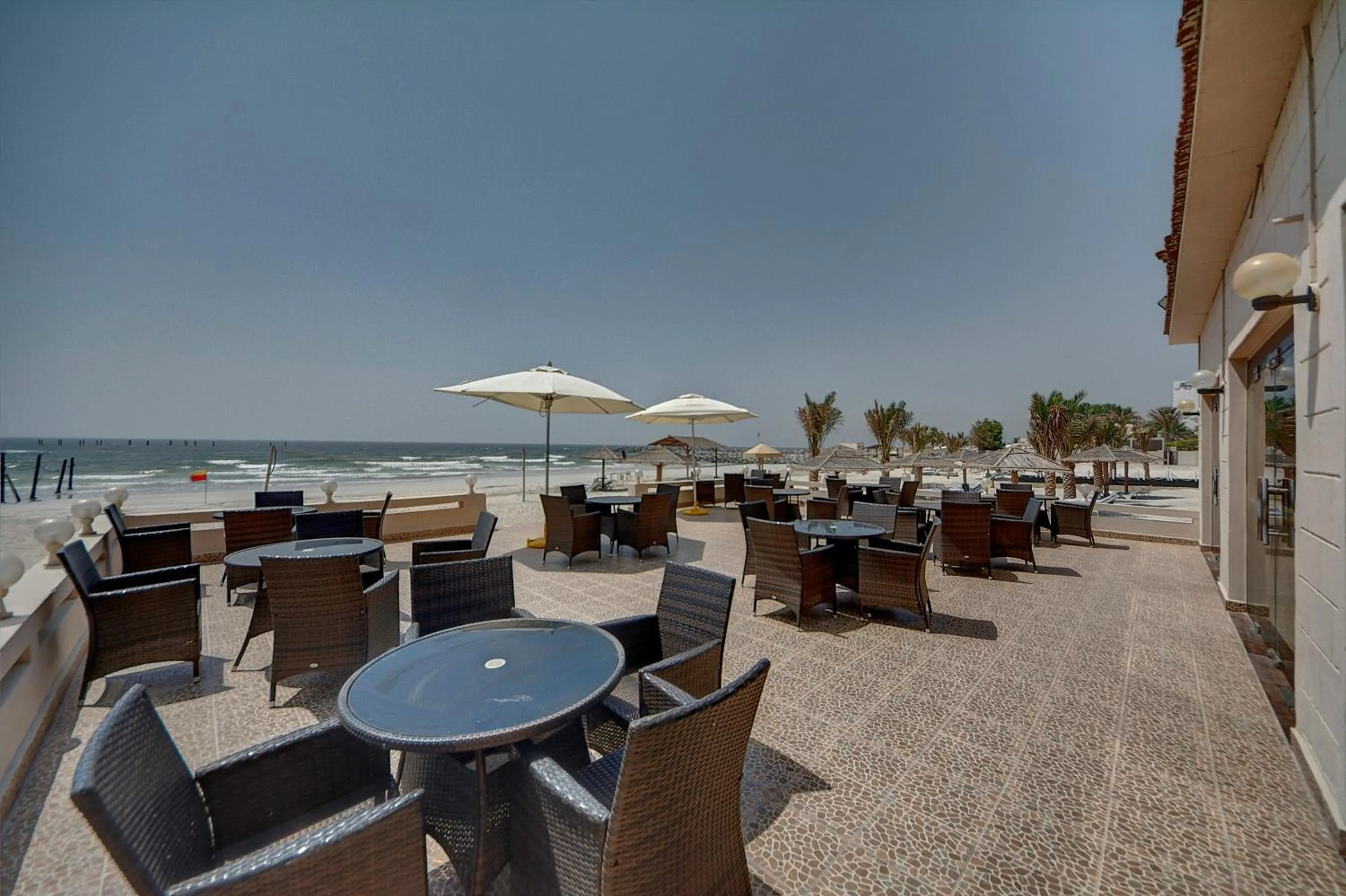 Food and drinks in Ajman Beach Hotel