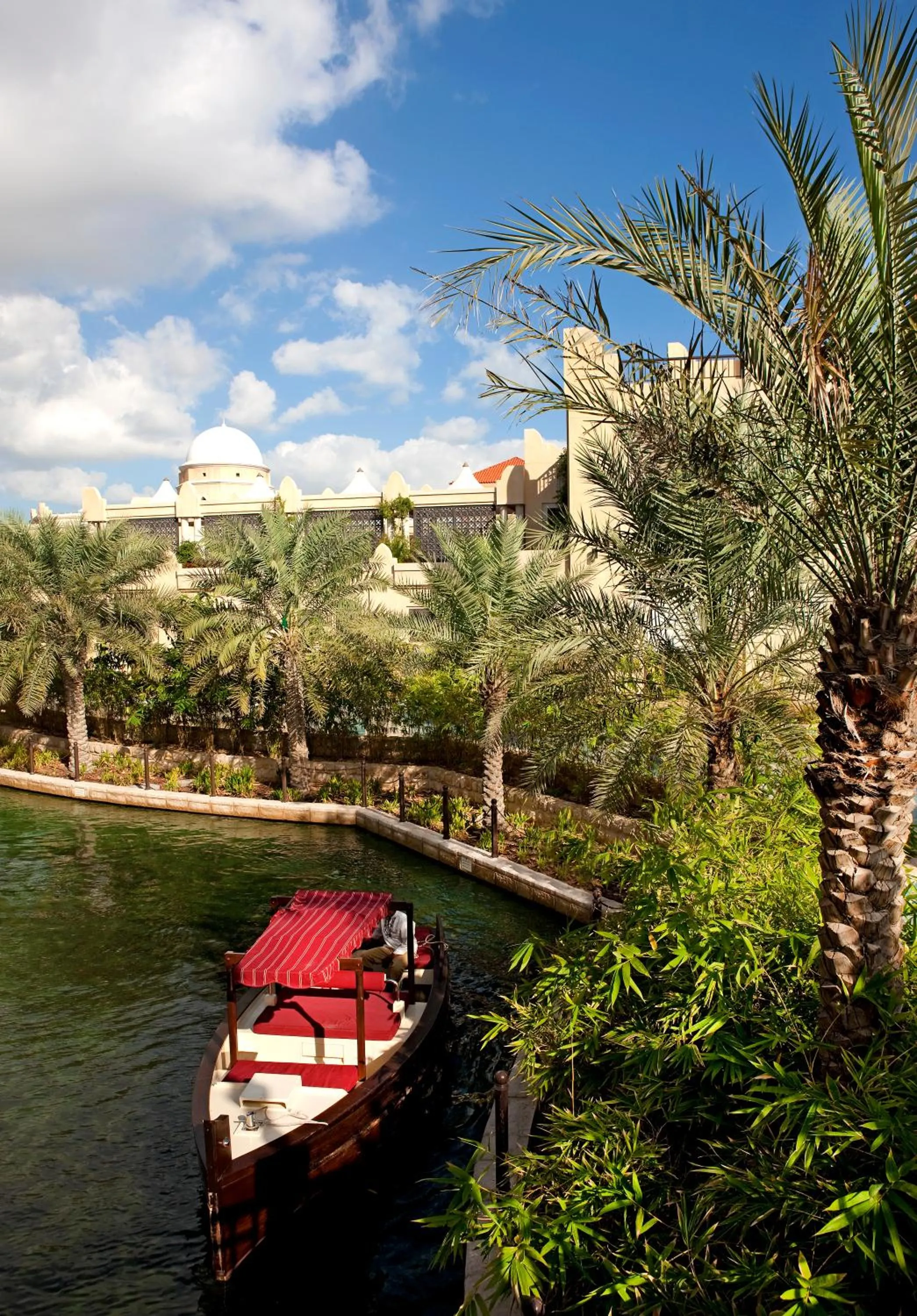 Garden in Shangri-La Qaryat Al Beri, Abu Dhabi