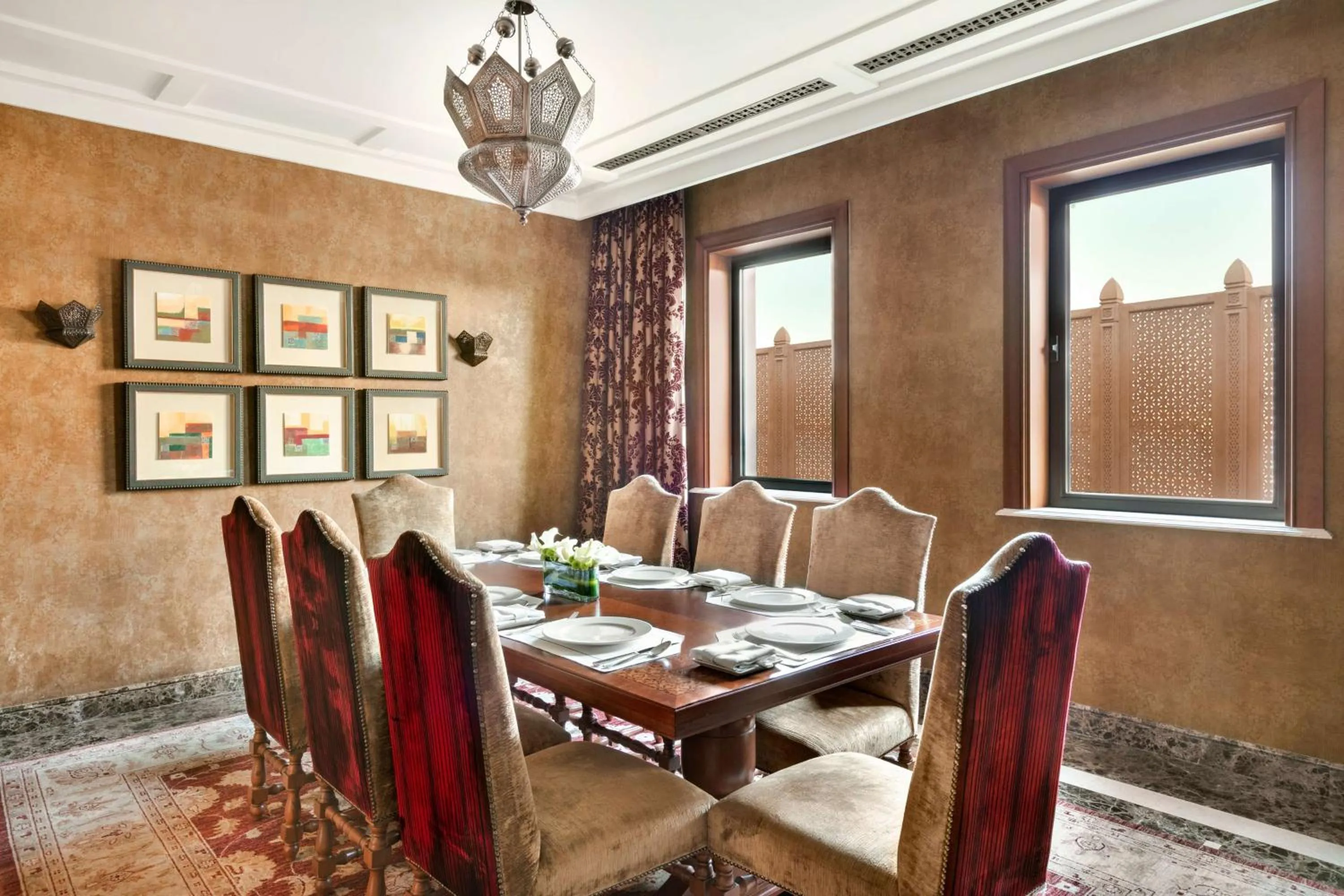 Photo of the whole room in Shangri-La Qaryat Al Beri, Abu Dhabi