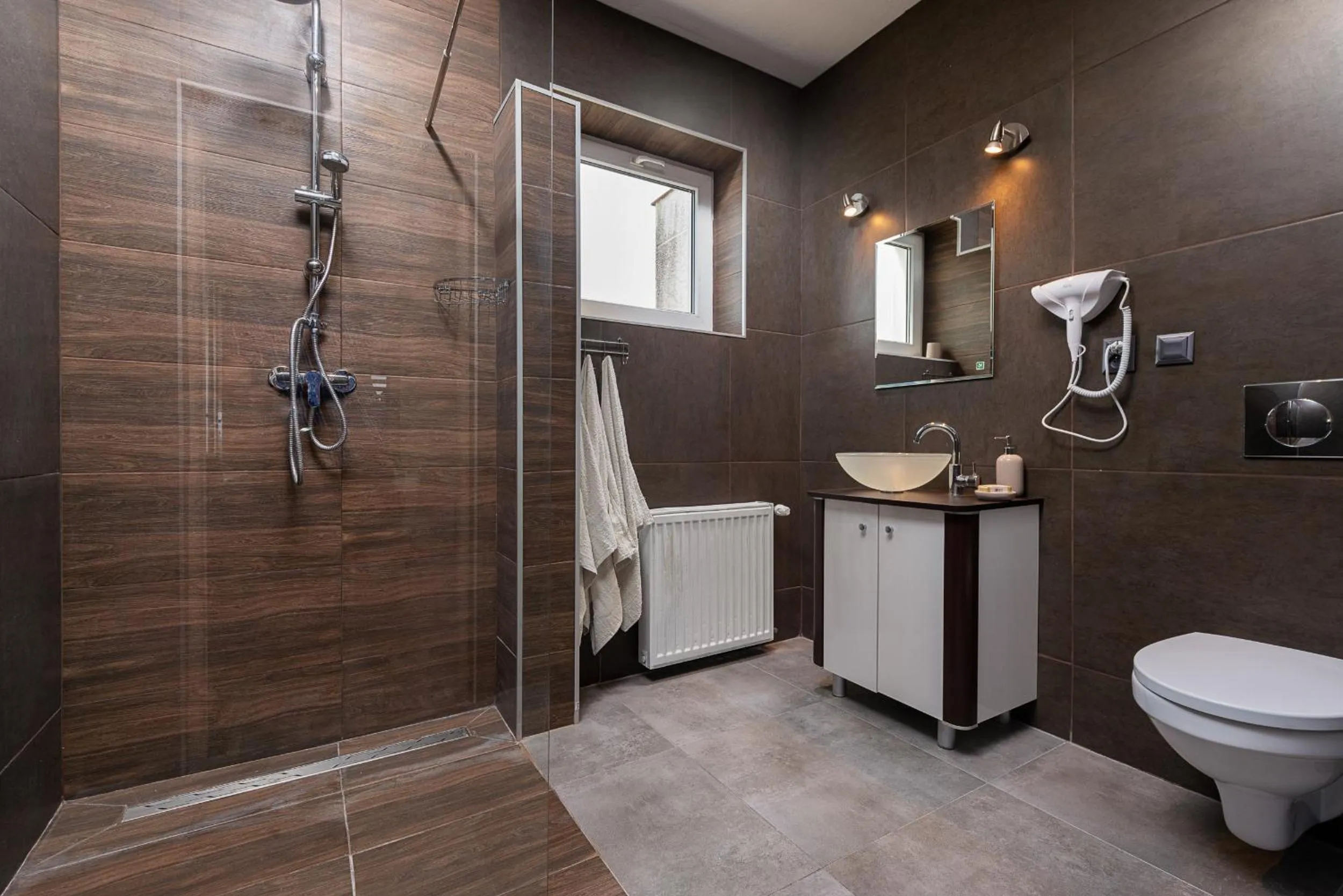 Bathroom in POKOJE GOŚCINNE -MARIA-