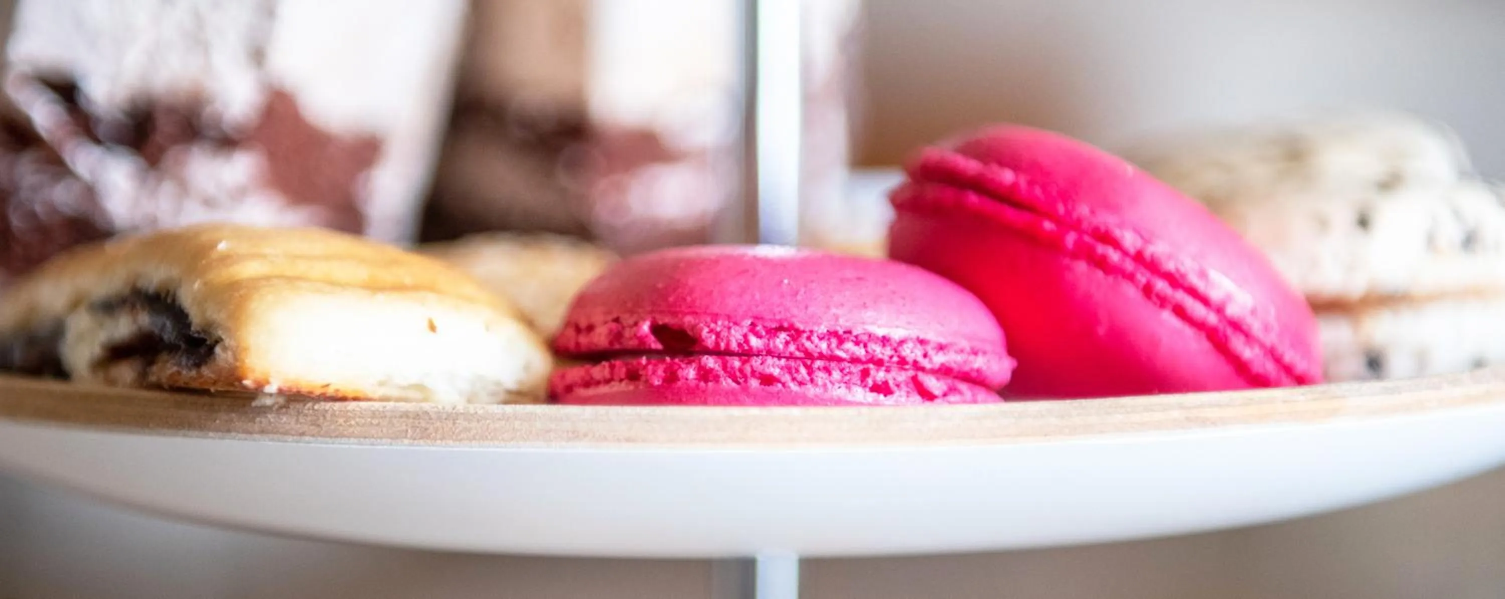 Restaurant/places to eat in Mirfa Hotel