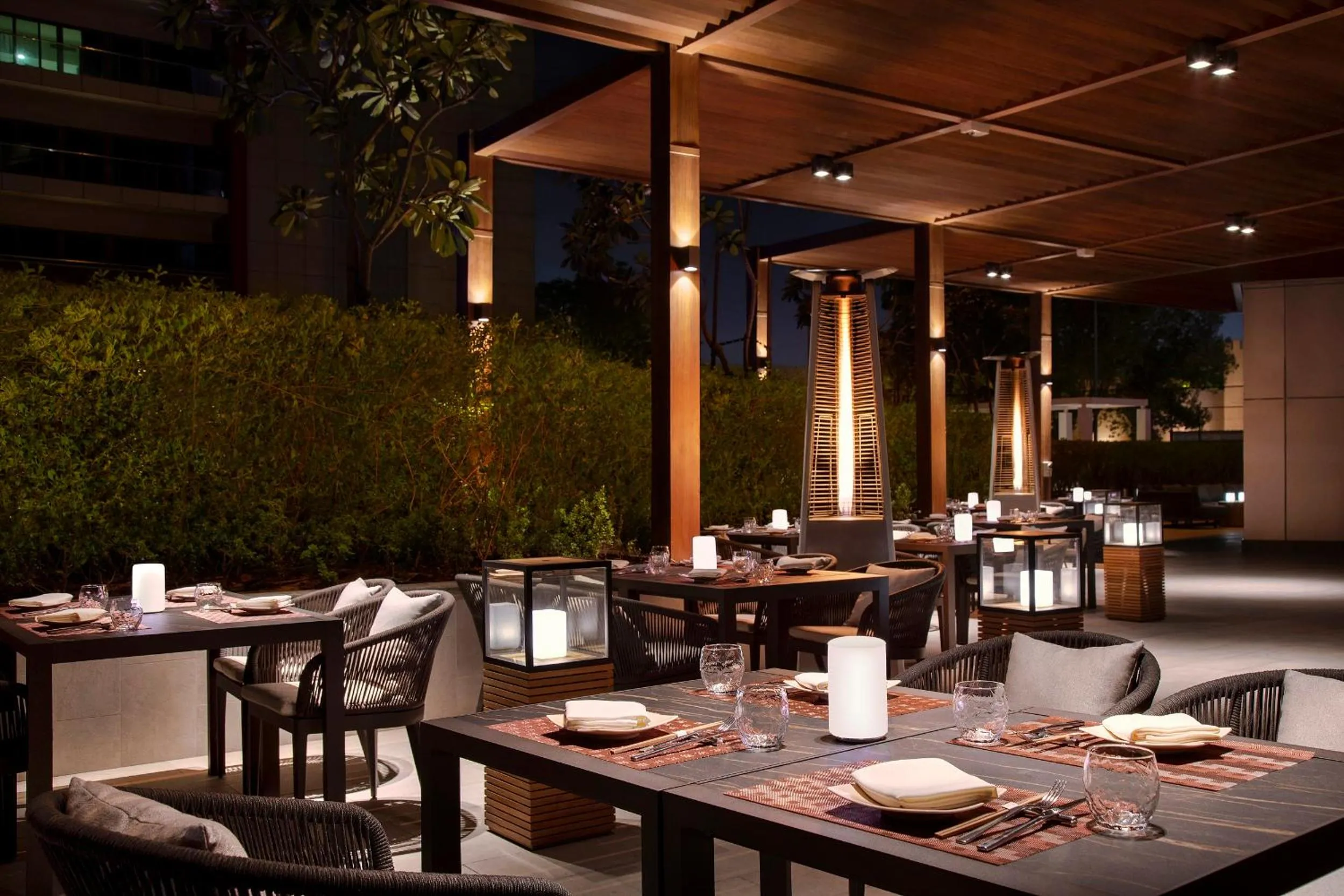 Restaurant/places to eat in Park Arjaan by Rotana, Abu Dhabi